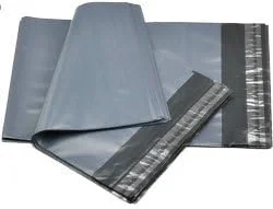 پاکت پستی پلی اتیلن MAILERS4U با ابعاد 23x30 سانتی متر، ضخامت 60 میکرون، بسته 200 عددی پاکت پستی پلی اتیلن MAILERS4U با ابعاد 23x30 سانتی متر، ضخامت 60 میکرون، بسته 200 عددی
