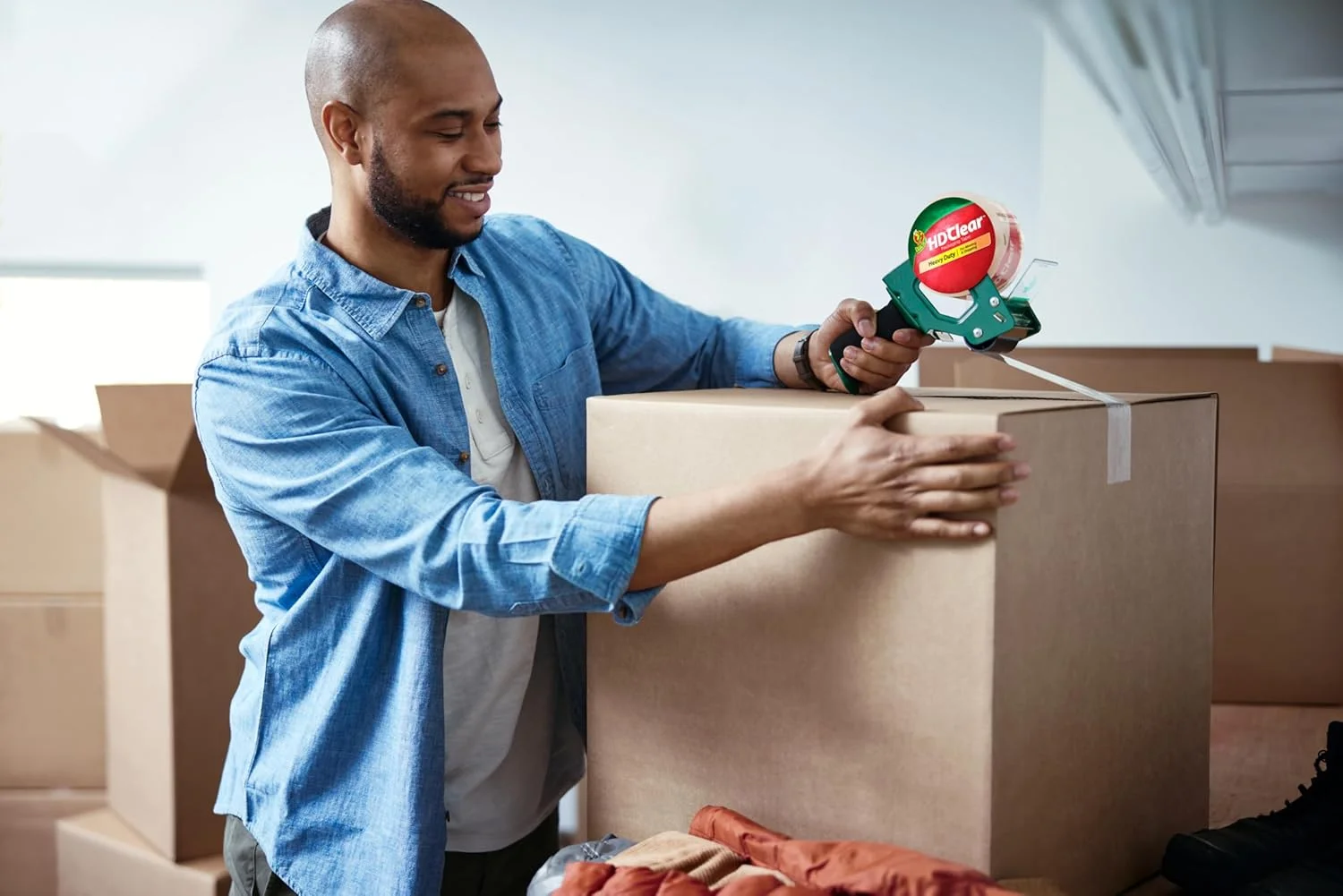 نوار چسب بسته بندی شفاف Duck HD - 1 رول - نوار بسته بندی سنگین برای حمل و نقل، پست، اسباب کشی و انبار - شفاف، نوارهای چسب بسته بندی قوی برای جعبه ها - 1.88 اینچ در 54.6 یارد (297438) نوار چسب بسته بندی شفاف Duck HD - 1 رول - نوار بسته بندی سنگین برای حمل و نقل، پست، اسباب کشی و انبار - شفاف، نوارهای چسب بسته بندی قوی برای جعبه ها - 1.88 اینچ در 54.6 یارد (297438)