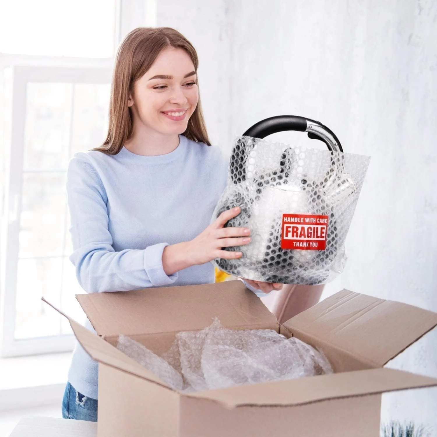 رول پلاستیک حبابدار ECVV | 75 سانتی متر × 13.5 متر | محافظ حباب هوا برای بسته بندی، حمل و نقل، ارسال پستی، بسته بندی و لوازم اسباب کشی رول پلاستیک حبابدار ECVV | 75 سانتی متر × 13.5 متر | محافظ حباب هوا برای بسته بندی، حمل و نقل، ارسال پستی، بسته بندی و لوازم اسباب کشی