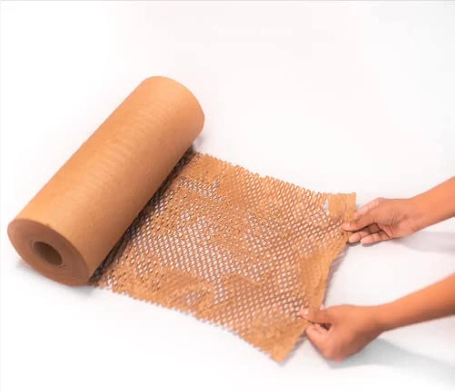 پوشش حبابدار سازگار با محیط زیست | کاغذ لانه زنبوری برای بسته بندی محافظتی با بالشتک | 38 سانتی متر × 10 متر (قابل استفاده 15 متر) | لوازم بسته بندی، اقلام شکستنی، هدایا