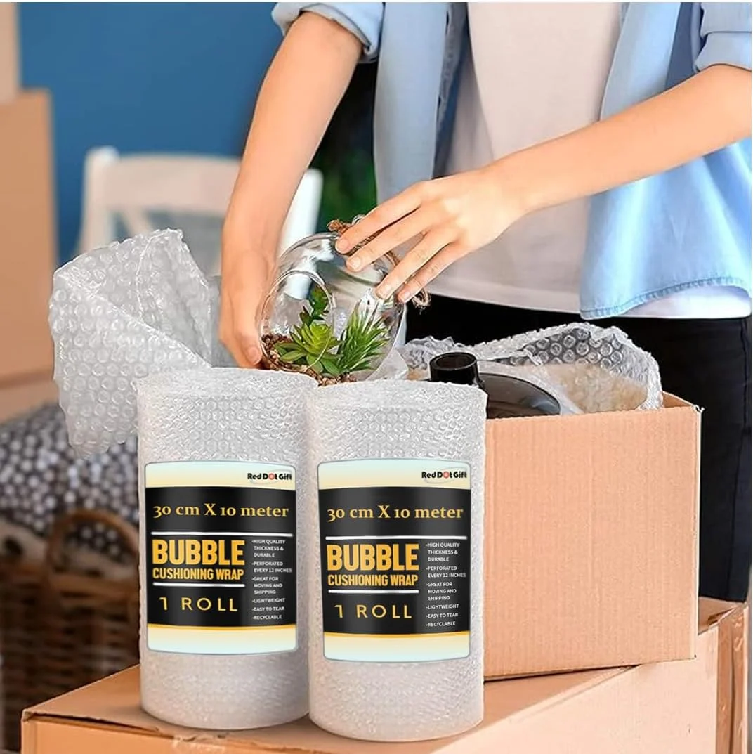 رول حباب دار ضربه گیر Red Dot Gift، 30 سانتی متر در 10 متر، برای اسباب کشی و حمل و نقل - محافظت بیشتر برای بسته بندی جعبه ها و پاکت ها - رول حباب دار شفاف لوازم اسباب کشی (30cm X 10M) رول حباب دار ضربه گیر Red Dot Gift، 30 سانتی متر در 10 متر، برای اسباب کشی و حمل و نقل - محافظت بیشتر برای بسته بندی جعبه ها و پاکت ها - رول حباب دار شفاف لوازم اسباب کشی (30cm X 10M)