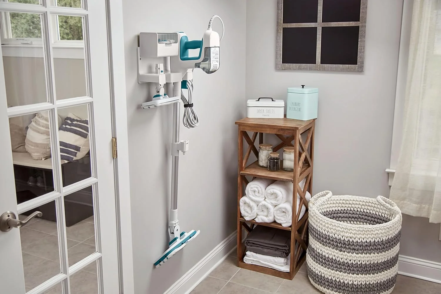 بخارشوی چند منظوره بلک اند دکر مدل SteamSystem BHSM15FX10-QS با توان 1500 وات به همراه 10 لوازم جانبی - از بین بردن 99.9% باکتری ها و میکروب ها بدون مواد شیمیایی - زمان گرم شدن 30 ثانیه