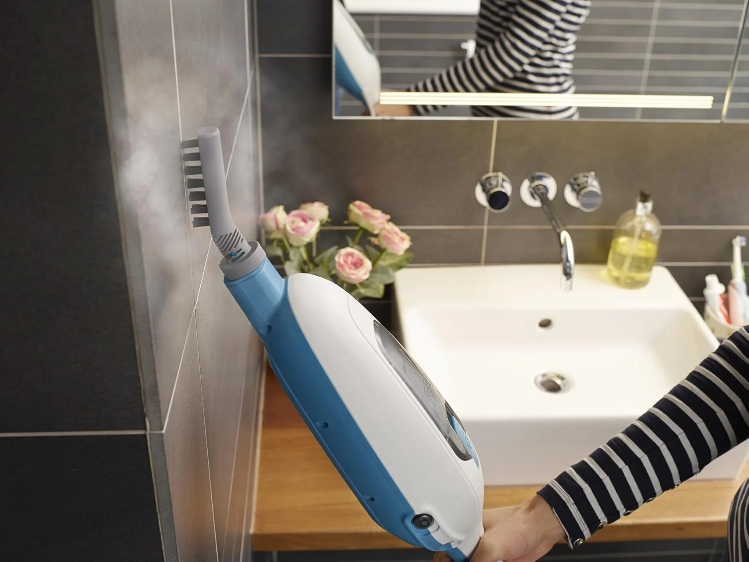 بخارشوی چند منظوره 10 در 1 بلک اند دکر مدل FSMH13E10-QS (1300 وات، تمیز کننده بخار برای نظافت بهداشتی، مجموعه لوازم جانبی بزرگ + بخارشوی دستی قابل جدا شدن، استفاده آسان)