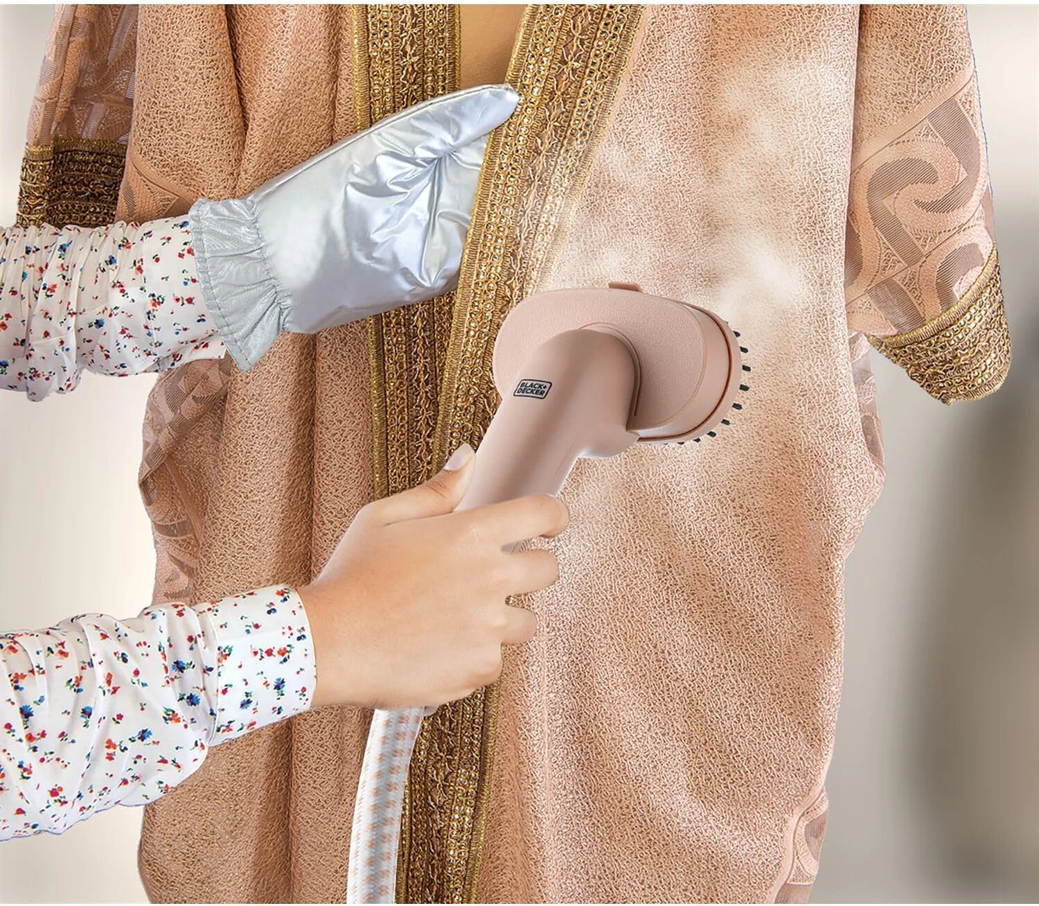 بخارگر عمودی لباس بلک اند دکر، 1740 وات، 6 سطح بخار، مخزن 1.8 لیتری برای 55 دقیقه بخاردهی مداوم، گرم شدن سریع در 50 ثانیه، تک پایه قابل تنظیم، ذخیره سازی جمع و جور - هلویی، GST1620-B5 بخارگر عمودی لباس بلک اند دکر، 1740 وات، 6 سطح بخار، مخزن 1.8 لیتری برای 55 دقیقه بخاردهی مداوم، گرم شدن سریع در 50 ثانیه، تک پایه قابل تنظیم، ذخیره سازی جمع و جور - هلویی، GST1620-B5