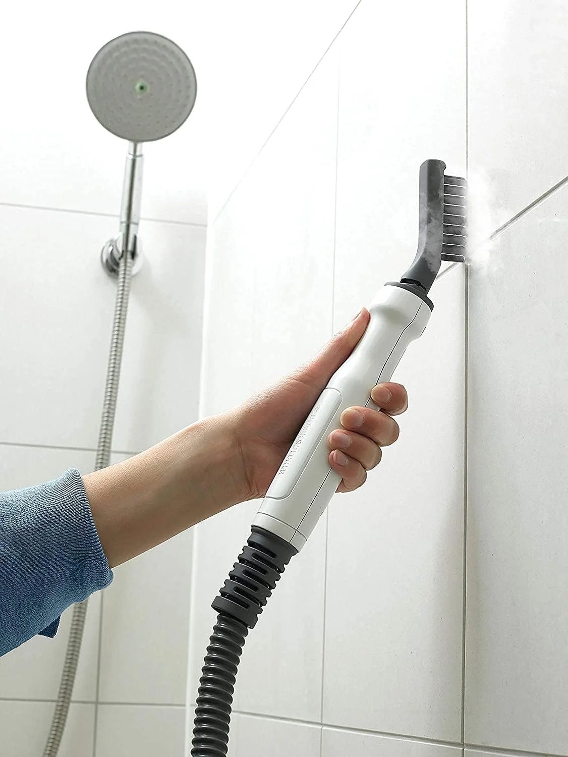 بخارشوی 2 در 1 بلک اند دکر، 1600 وات، گرم شدن سریع، سری دلتا، دستکش بخار، 11 لوازم جانبی، از بین برنده 99.9 درصد میکروب ها، انتخاب خودکار، پد میکروفایبر، سازگار با محیط زیست، سفید/آبی - BHSM166DSM-GB