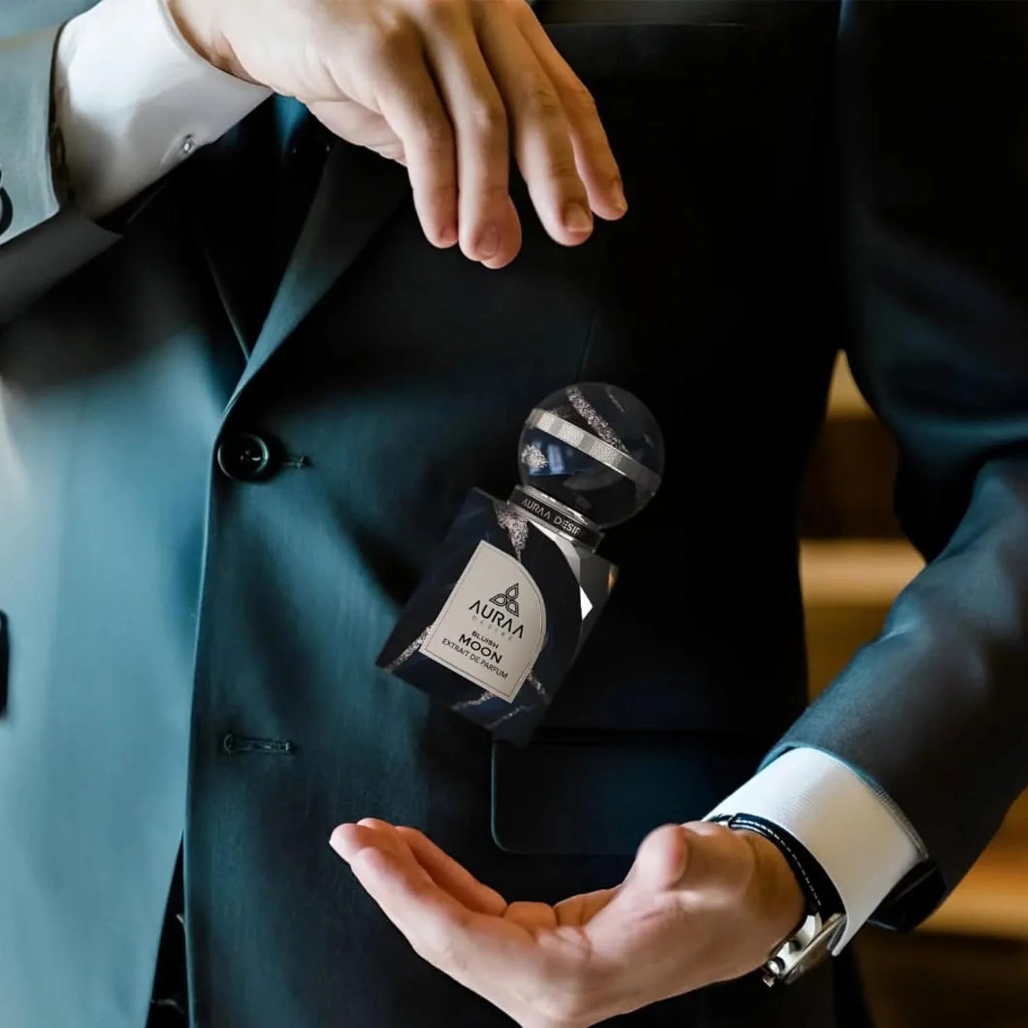 عطر ادکلن مردانه و زنانه Auraa Desire مدل Bluish Moon Extrait de Parfum (100 میلی لیتر)