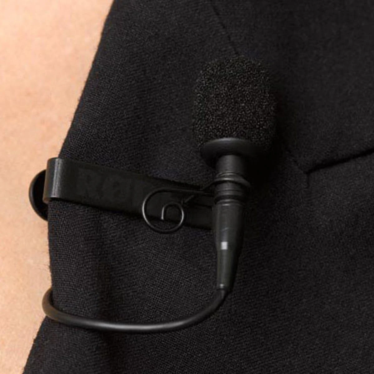 بسته 3 عددی گیره میکروفون یقه ای RØDE LAV-CLIP برای میکروفون Lavalier بسته 3 عددی گیره میکروفون یقه ای RØDE LAV-CLIP برای میکروفون Lavalier