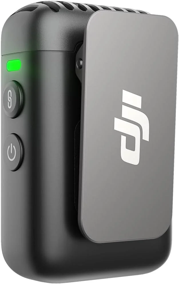 میکروفون بی‌سیم DJI Mic 2 (شامل 2 فرستنده + 1 گیرنده + جعبه شارژ)، میکروفون بی‌سیم، حذف نویز هوشمند، ضبط داخلی 32 بیتی شناور، برد 250 متری (820 فوت) - نسخه امارات با پشتیبانی گارانتی رسمی DJI