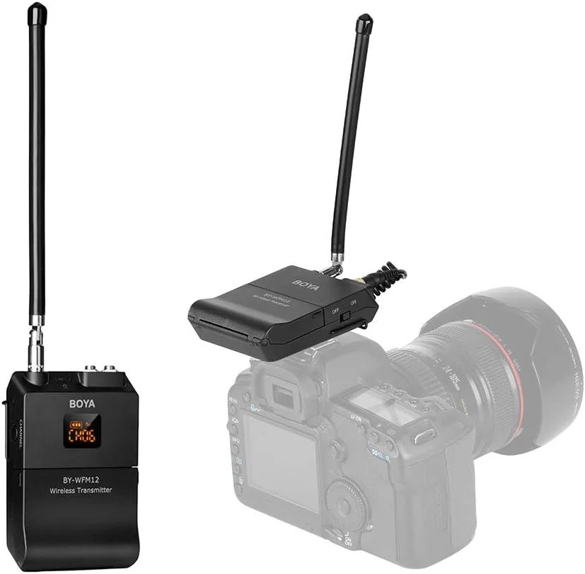 میکروفون بیسیم VHF مدل Entweg BY-WFM12 به همراه فرستنده، گیرنده و میکروفون یقهای Omni-directional، دارای 12 فرکانس قابل تنظیم و جک 3.5 میلیمتری برای تلفنهای هوشمند، دوربینهای DSLR، دوربین فیلمبرداری و صدا میکروفون بیسیم VHF مدل Entweg BY-WFM12 به همراه فرستنده، گیرنده و میکروفون یقهای Omni-directional، دارای 12 فرکانس قابل تنظیم و جک 3.5 میلیمتری برای تلفنهای هوشمند، دوربینهای DSLR، دوربین فیلمبرداری و صدا