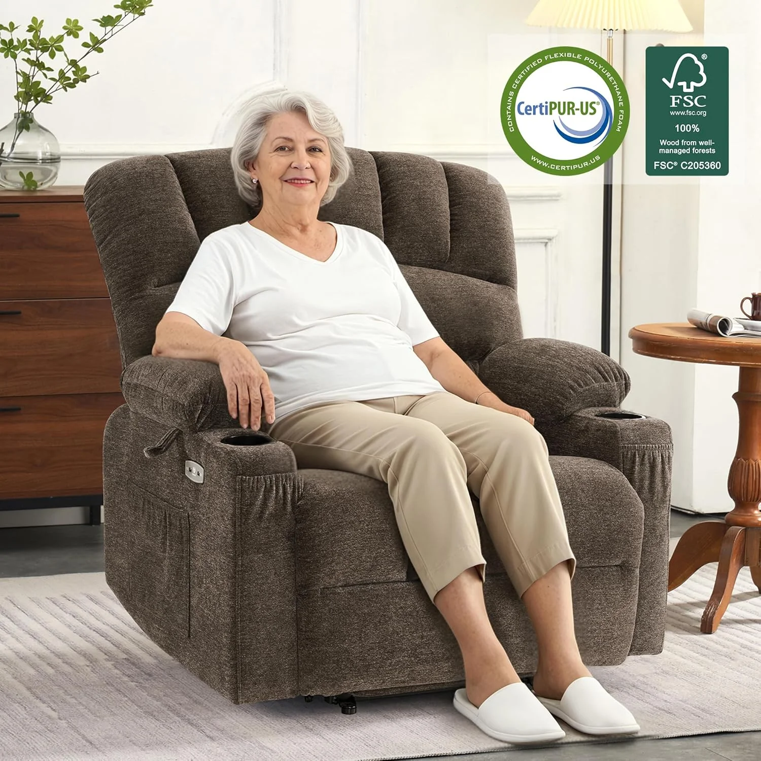 صندلی ریلکسی برقی ماساژور و گرمایشی MCombo مناسب سالمندان بزرگسال، دارای جا لیوانی، پورت USB، جیب های جانبی، جنس پارچه مدل R7096 (متوسط، قهوه ای)