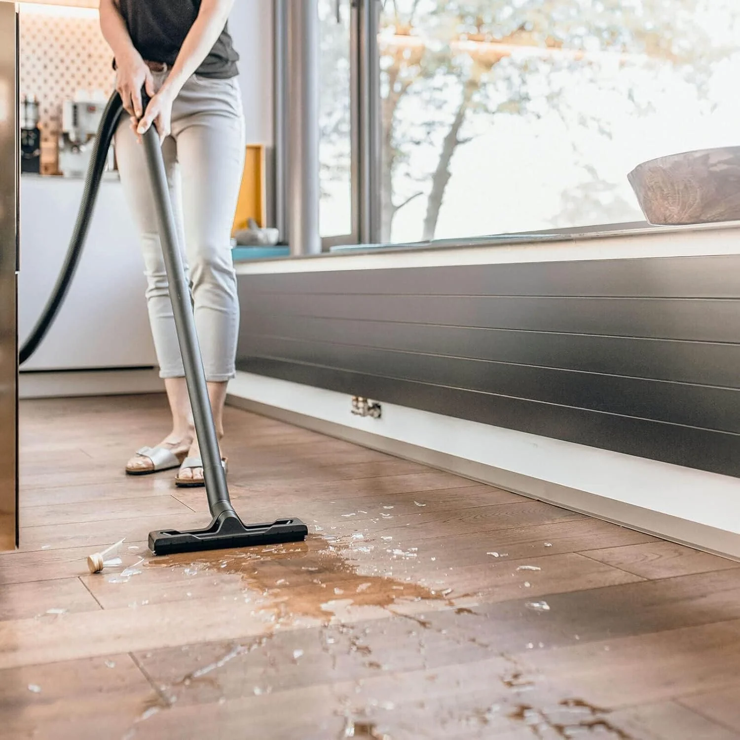 جاروبرقی آب و خاک کارچر WD 2 Plus - مکش قدرتمند 1000 وات با مخزن 12 لیتری برای نظافت منزل و گاراژ