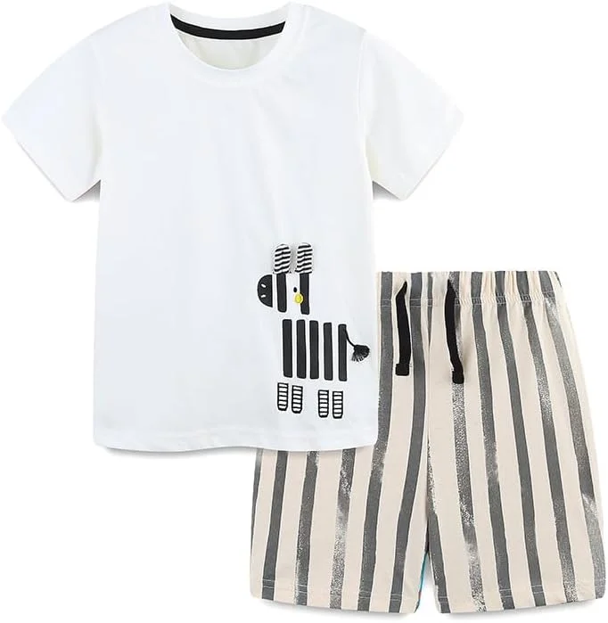 ست لباس پسرانه نخی، تی شرت آستین کوتاه و شورت طرح دار با کمر کشی