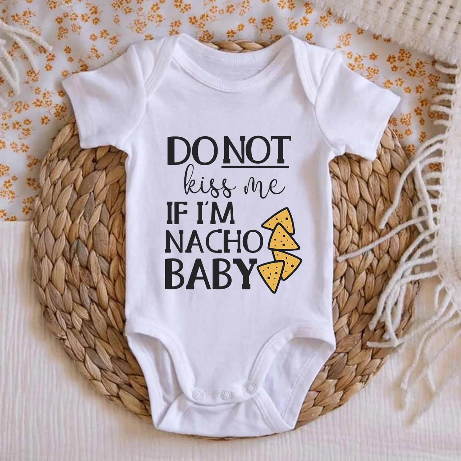 لباس سرهمی نوزاد پسرانه آبی رنگ، بدون آستین، بدون بند، یقه گرد، طرح "ناچو بامزه، لطفا من را نبوس اگر ناچو هستم" - لباس تاکو نوزادی - لباس نوزادی "من را نبوس" لباس سرهمی نوزاد پسرانه آبی رنگ، بدون آستین، بدون بند، یقه گرد، طرح "ناچو بامزه، لطفا من را نبوس اگر ناچو هستم" - لباس تاکو نوزادی - لباس نوزادی "من را نبوس"