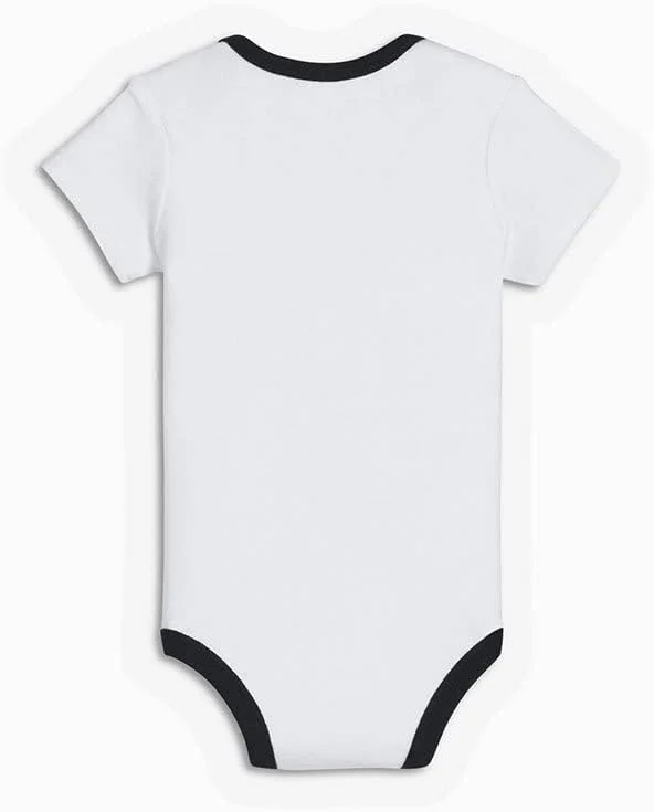 ست سه تکه لباس نوزادی نایک شامل کلاه، بادی و جوراب ست سه تکه لباس نوزادی نایک شامل کلاه، بادی و جوراب