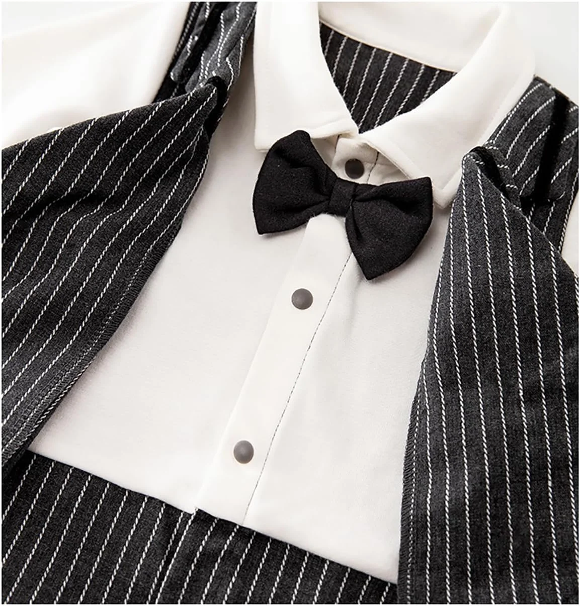 لباس جنتلمن نوزاد پسر، رامپر، بادی، سرهمی با پاپیون، کت و شلوار، پیراهن سفید، جلیقه لباس جنتلمن نوزاد پسر، رامپر، بادی، سرهمی با پاپیون، کت و شلوار، پیراهن سفید، جلیقه