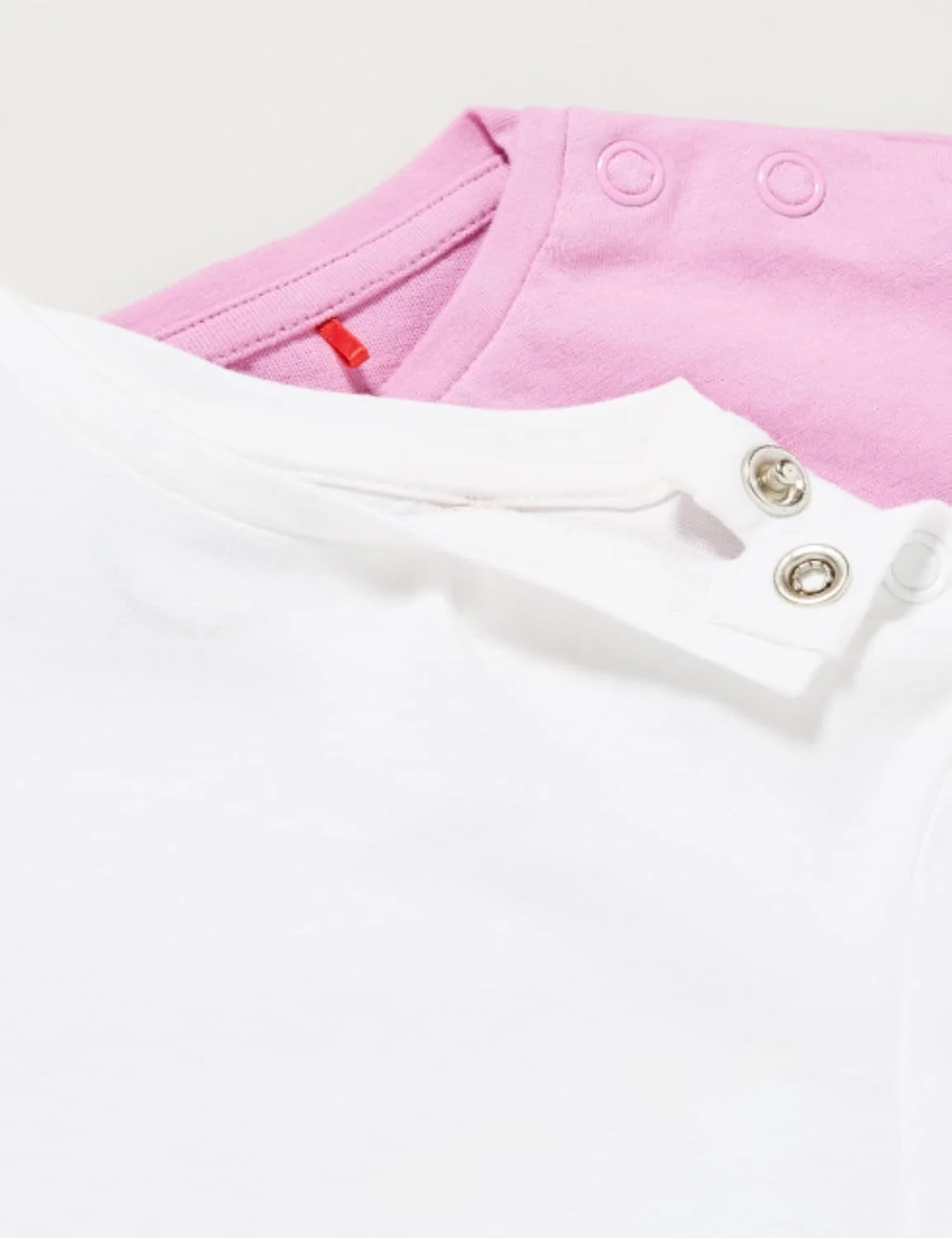تی شرت دخترانه نوزادی s.Oliver مدل 405.10.204.12.130.2117809