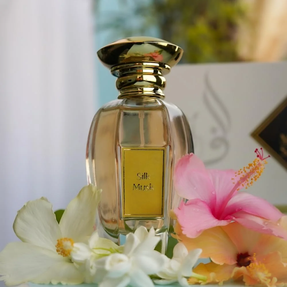 مجموعه عطر 3 تکه GLAND LURES Ameerat Al Arab ادو پرفیوم مجموعه عطر 3 تکه GLAND LURES Ameerat Al Arab ادو پرفیوم