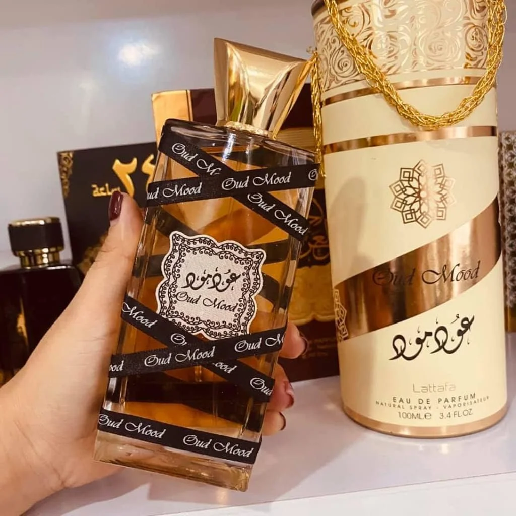 عطر عود مود لطافه - عطر унисекс - ادو پرفیوم، 100 میلی لیتر عطر عود مود لطافه - عطر унисекс - ادو پرفیوم، 100 میلی لیتر