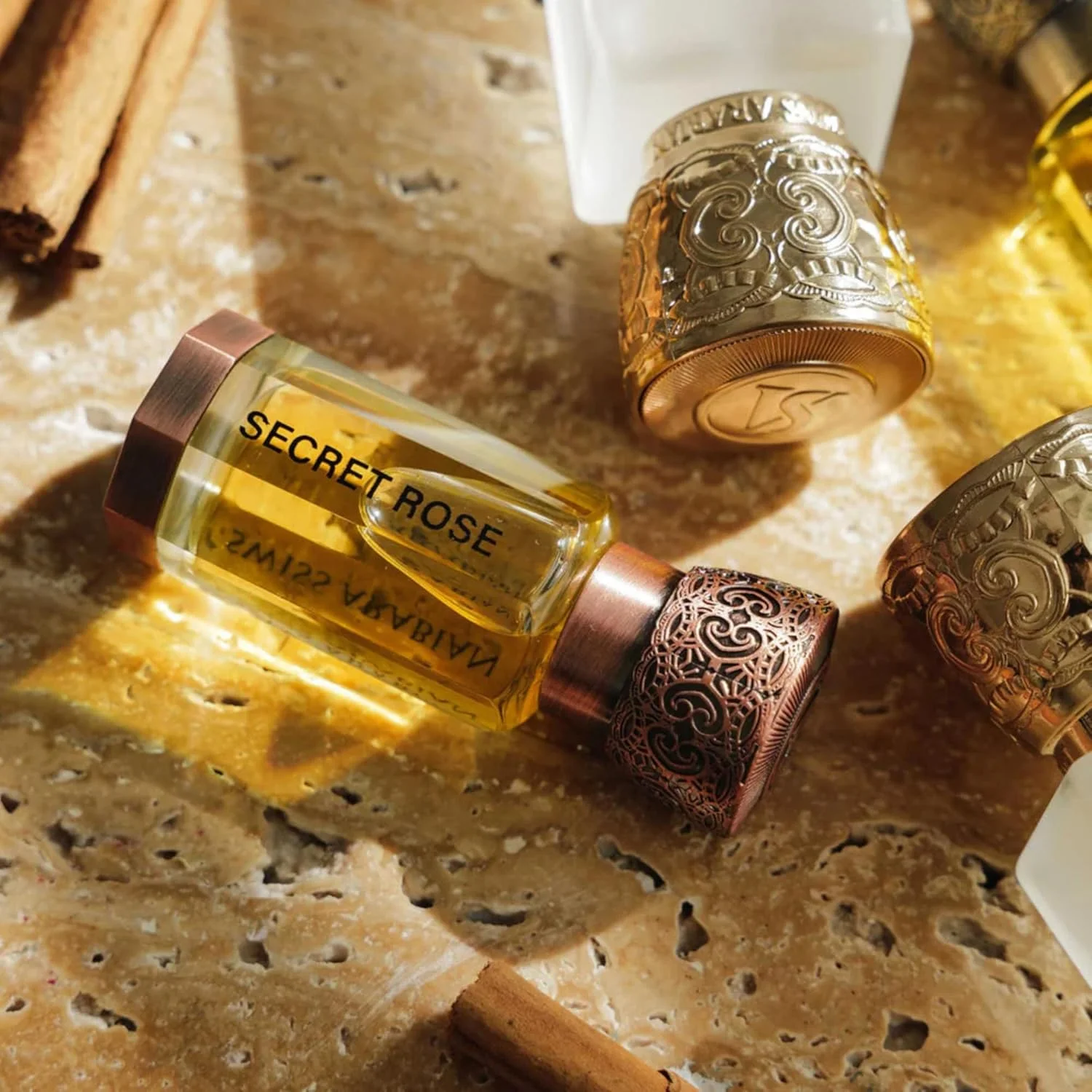 عطر روغنی унисекс Swiss Arabian Secret Rose 12ml عطر روغنی унисекс Swiss Arabian Secret Rose 12ml