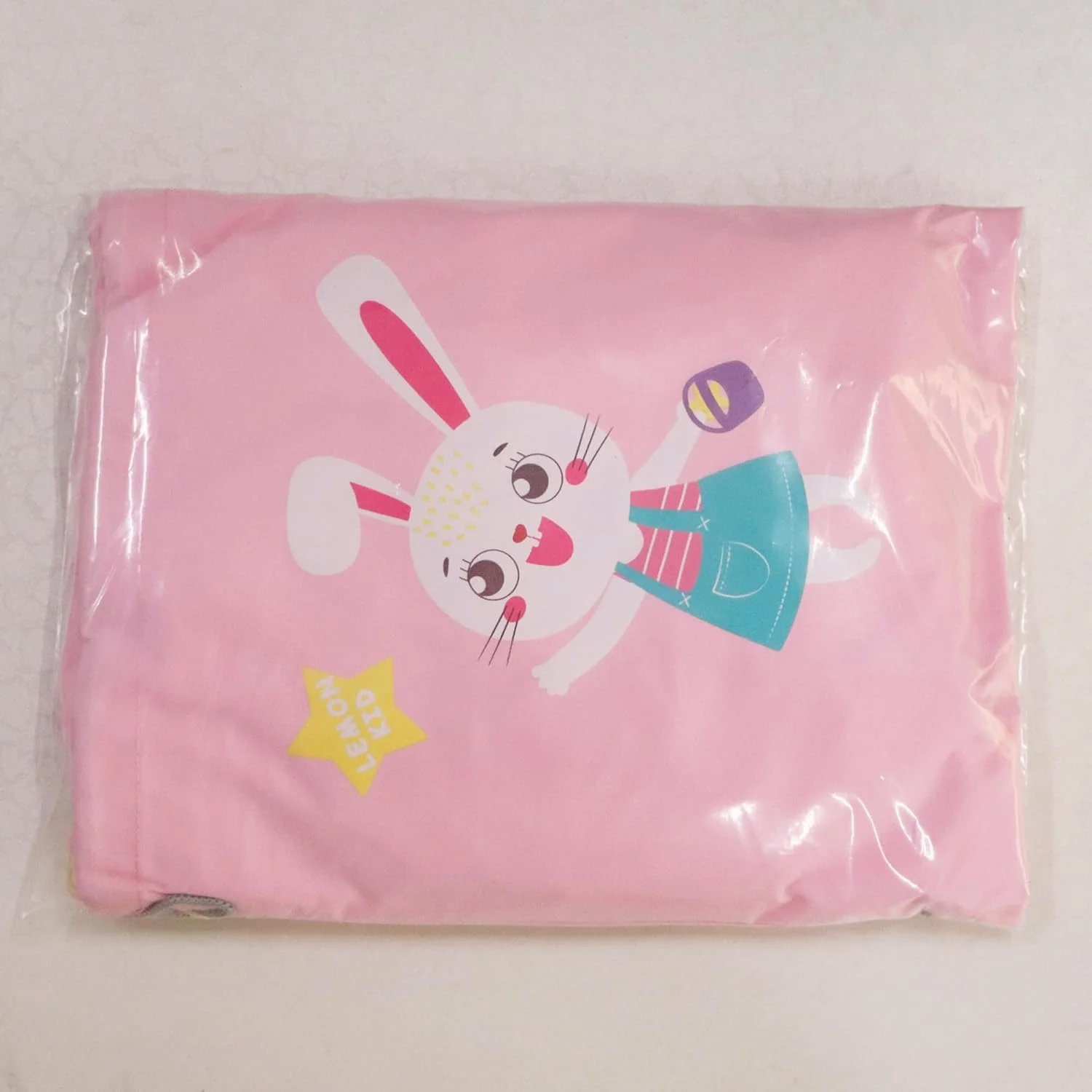 لباس بارانی یکسره بچگانه جینبی، مناسب پسران و دختران، ضد آب، کلاه دار، سبک وزن، طرح سه بعدی زیبا، لباس بارانی تنفسی، پانچو، کلاه شفاف، نوارهای بازتابنده، مناسب 1 تا 8 سال لباس بارانی یکسره بچگانه جینبی، مناسب پسران و دختران، ضد آب، کلاه دار، سبک وزن، طرح سه بعدی زیبا، لباس بارانی تنفسی، پانچو، کلاه شفاف، نوارهای بازتابنده، مناسب 1 تا 8 سال