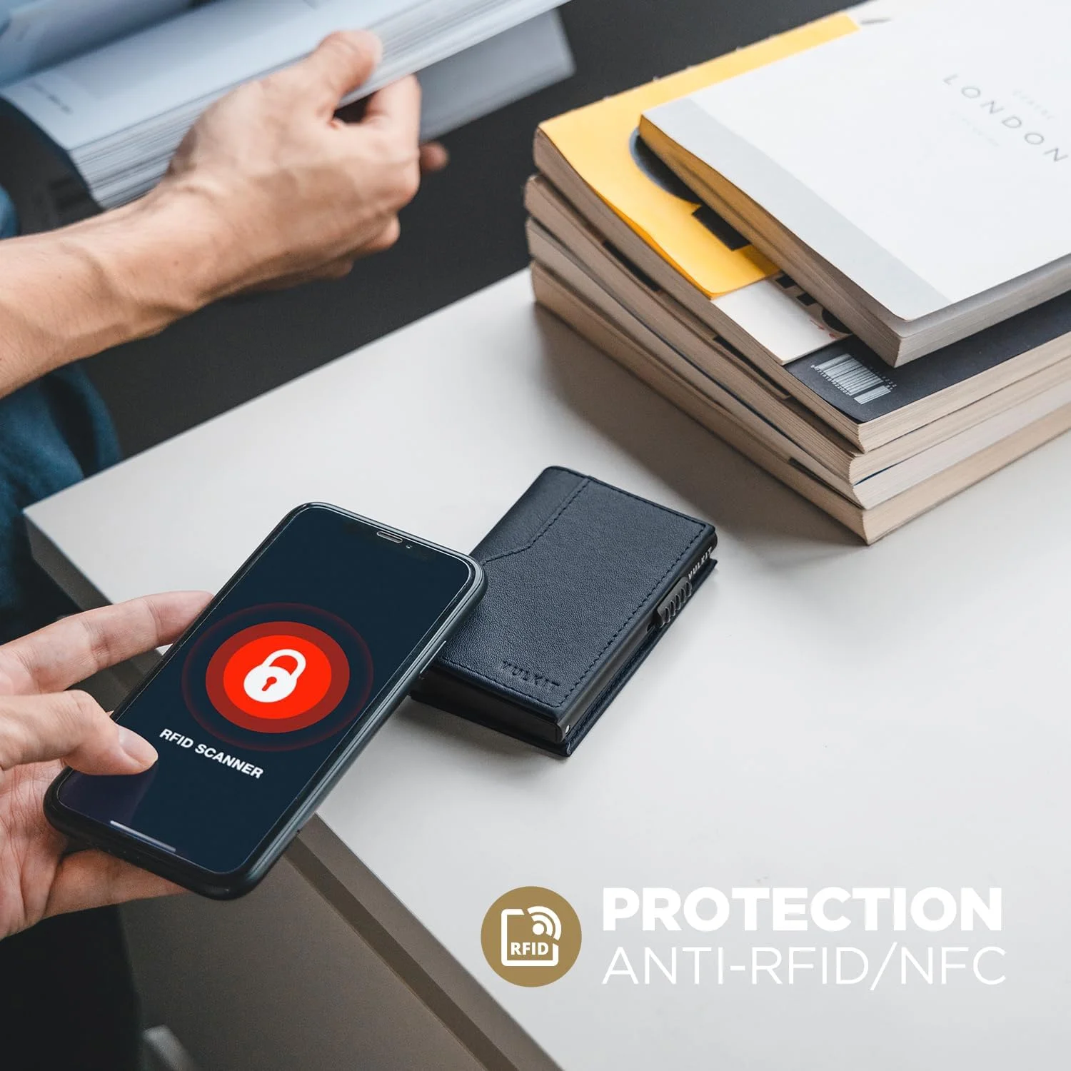 کیف پول کارت VULKIT با دو پنجره شناسایی، مسدود کننده RFID، طراحی مینیمالیستی برای 12 کارت، چرم گاوی درجه یک - سرمه ای، مینیمالیستی کیف پول کارت VULKIT با دو پنجره شناسایی، مسدود کننده RFID، طراحی مینیمالیستی برای 12 کارت، چرم گاوی درجه یک - سرمه ای، مینیمالیستی