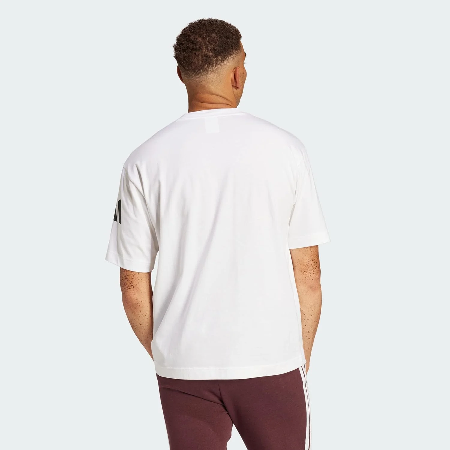 تی شرت مردانه آدیداس مدل Essentials Lose Fit Three Bar Tee