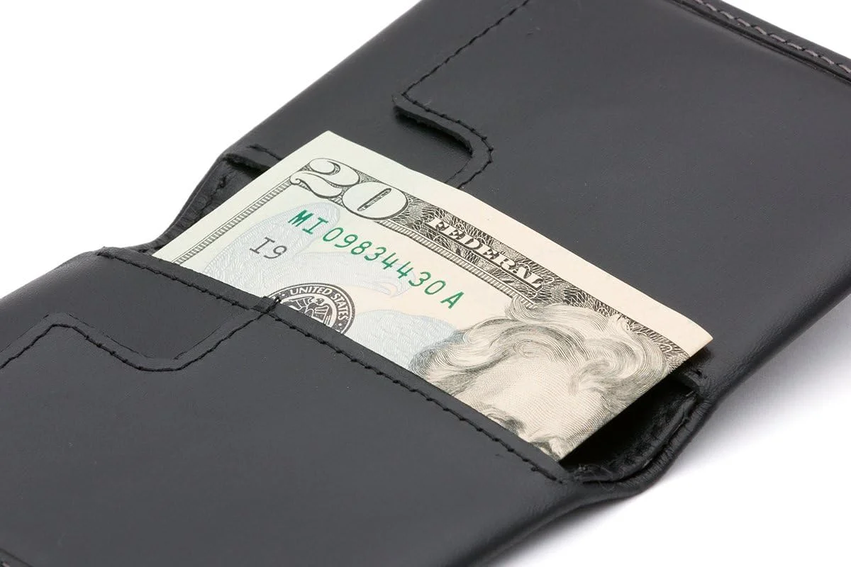 کیف پول چرمی باریک Bellroy Slim Sleeve (حداکثر 12 کارت و اسکناس)