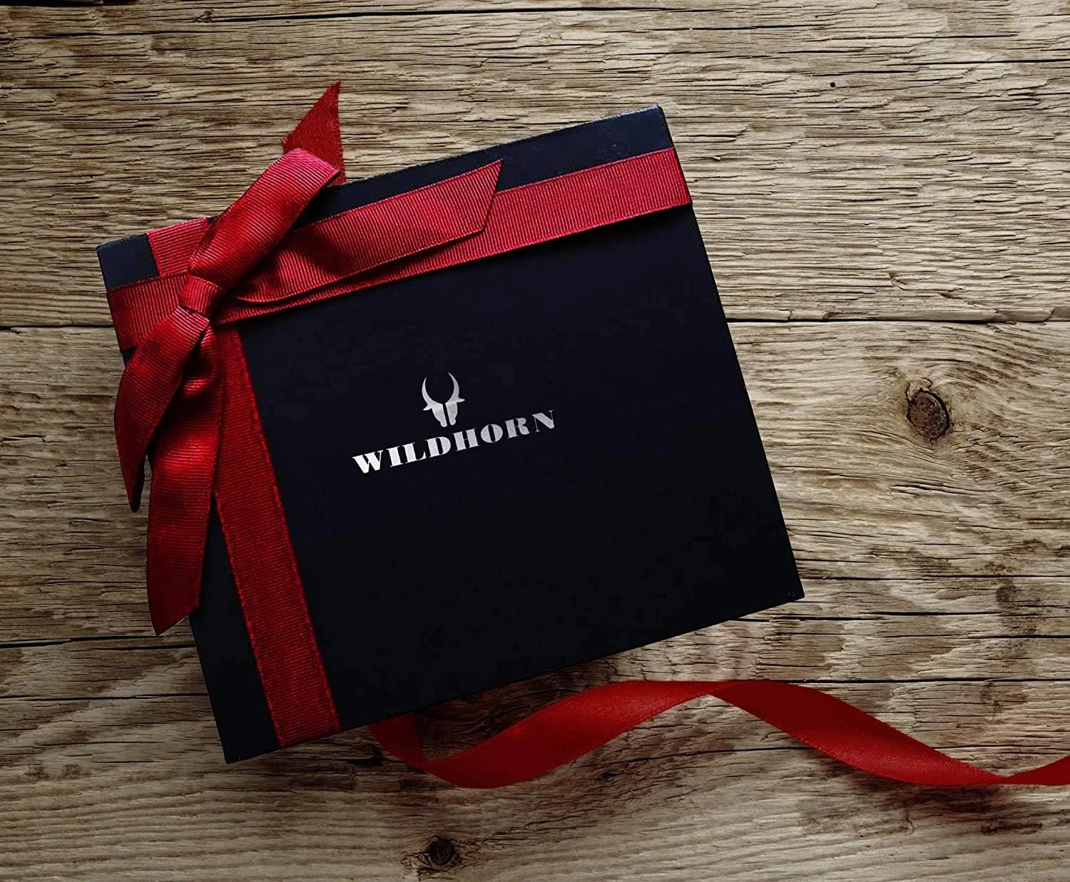 کیف پول چرمی مردانه WildHorn® با محافظ RFID