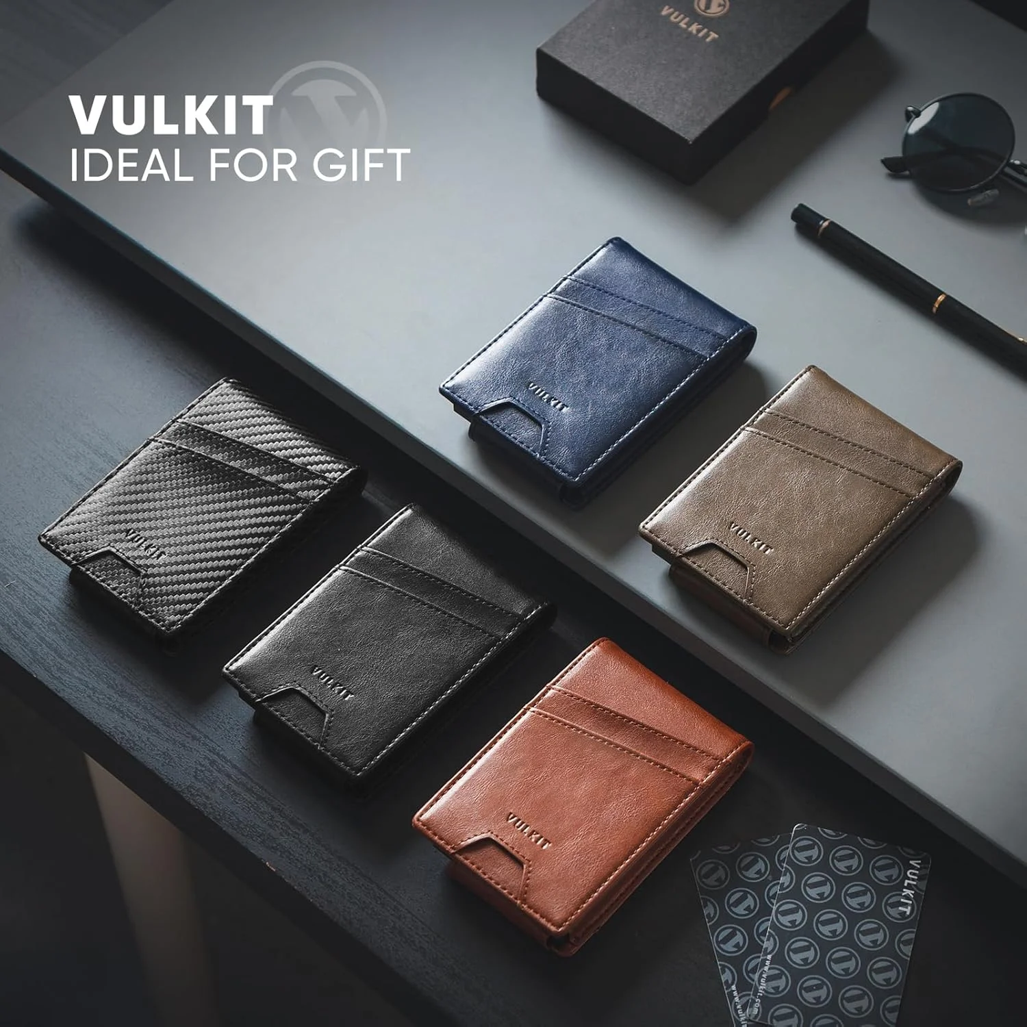جاکارتی مردانه VULKIT برای حداکثر 12 کارت، با محفظه کارت اعتباری پاپ آپ و دو جایگاه پنجره ای برای کارت شناسایی و کارت کلید، آبی