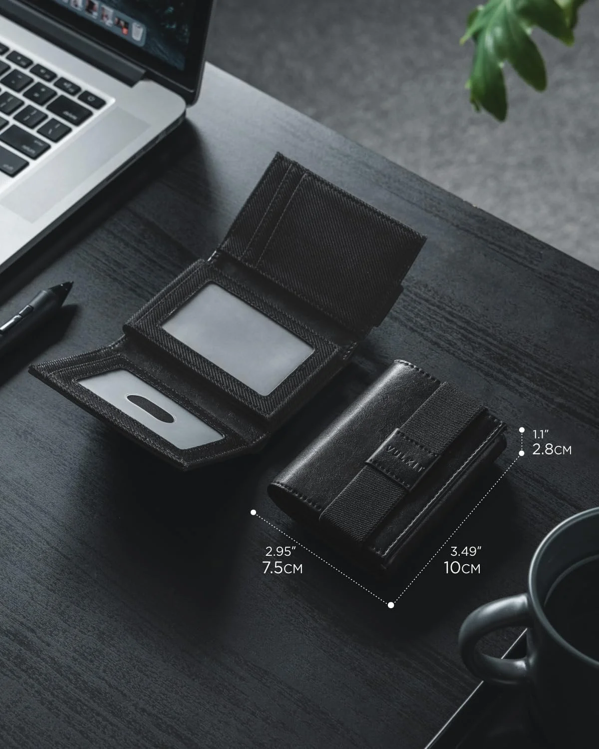 کیف پول سه لتی چرمی مینیمالیستی VULKIT با محافظ RFID، کش نگهدارنده کارت اعتباری، 3 جایگاه ID و جیب زیپ دار برای مردان (مشکی) کیف پول سه لتی چرمی مینیمالیستی VULKIT با محافظ RFID، کش نگهدارنده کارت اعتباری، 3 جایگاه ID و جیب زیپ دار برای مردان (مشکی)