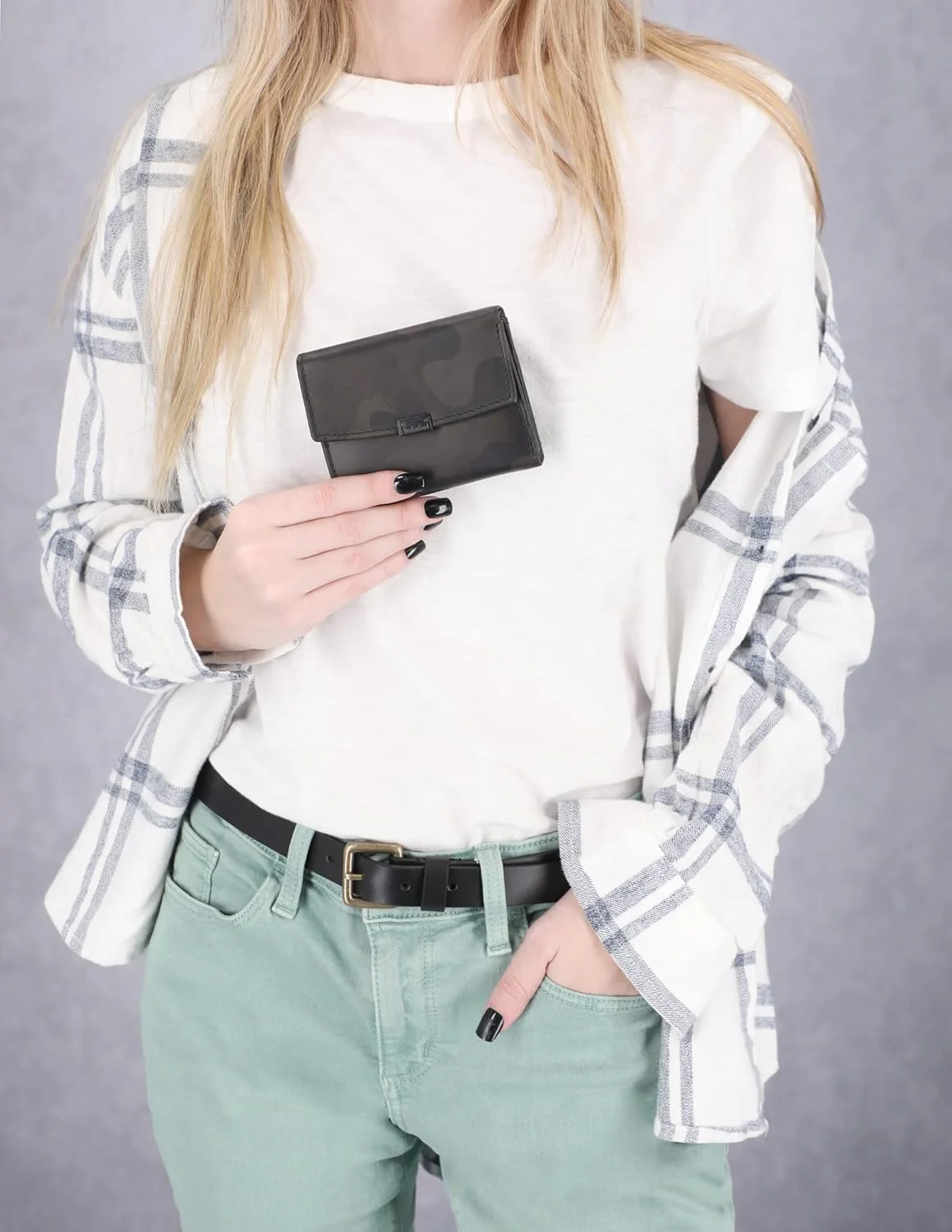 کیف پول چرمی زنانه Timberland مدل Rfid Small Indexer Snap Billfold، طرح Camo، سایز One Size