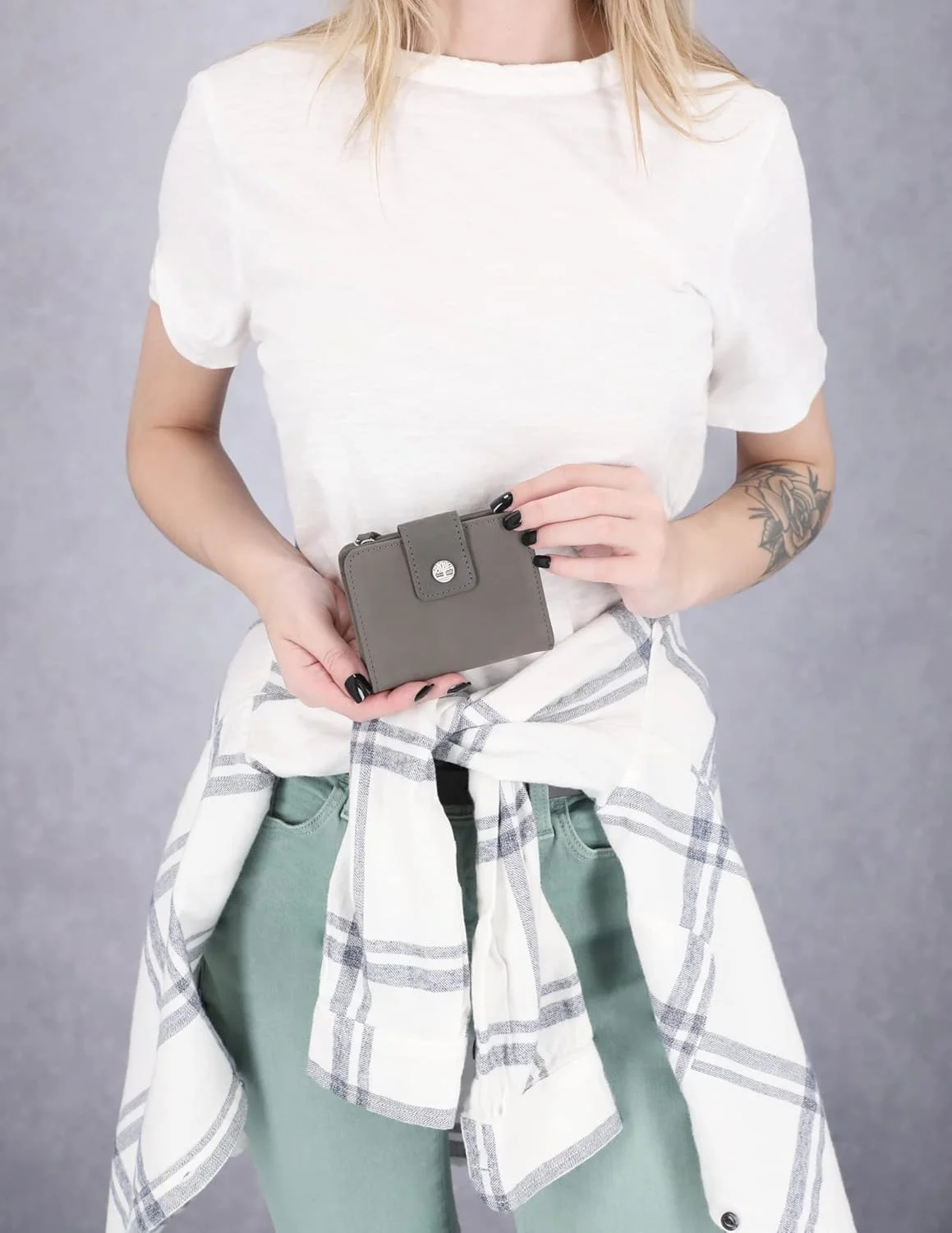 کیف پول چرمی کوچک Timberland زنانه مدل Rfid Small Indexer Billfold، رنگ Castlerock، سایز One Size