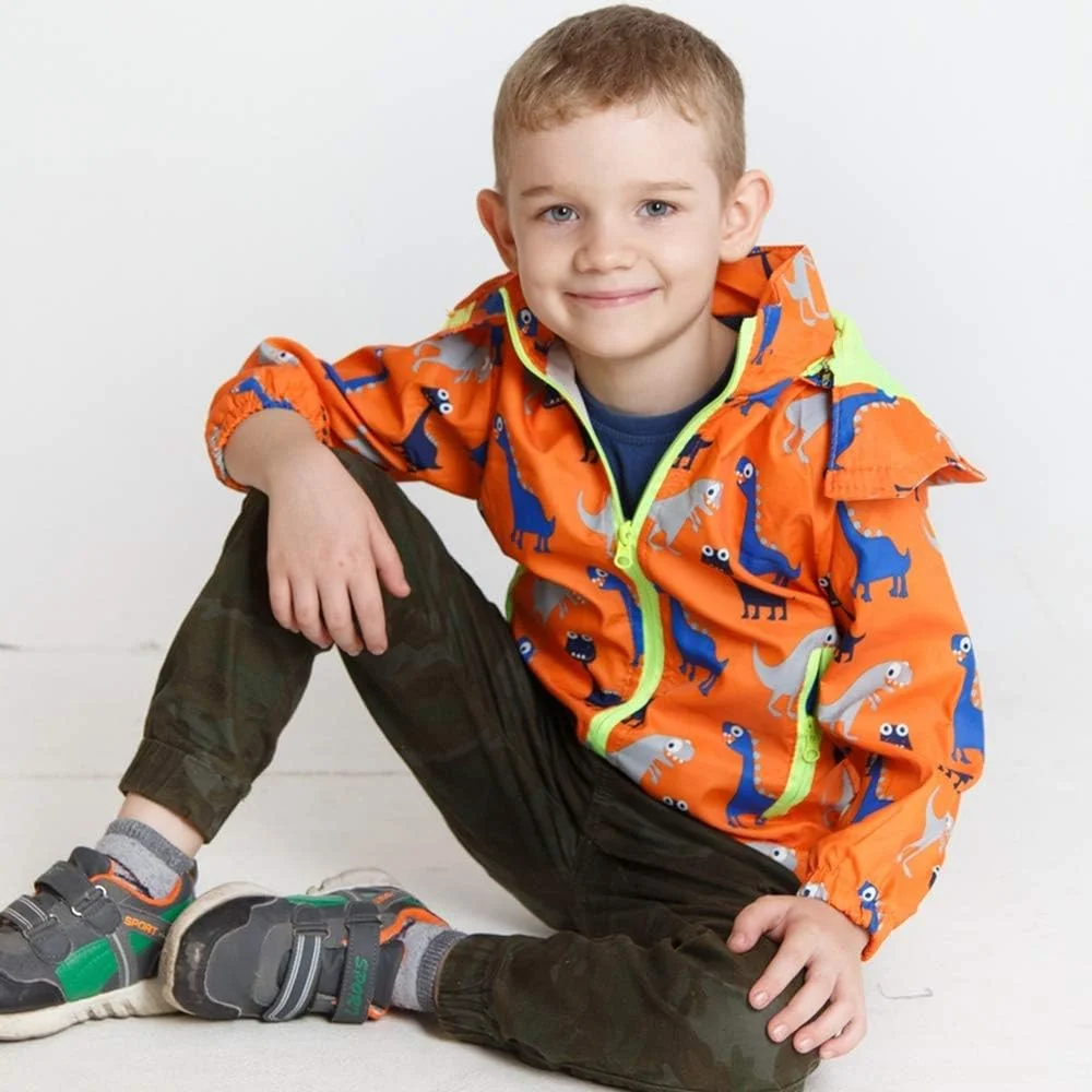 کاپشن بارانی پسرانه دخترانه طرح دایناسور زیپ دار سبک وزن کت بچه گانه کلاه دار ضد آب بادگیر کاپشن بارانی پسرانه دخترانه طرح دایناسور زیپ دار سبک وزن کت بچه گانه کلاه دار ضد آب بادگیر