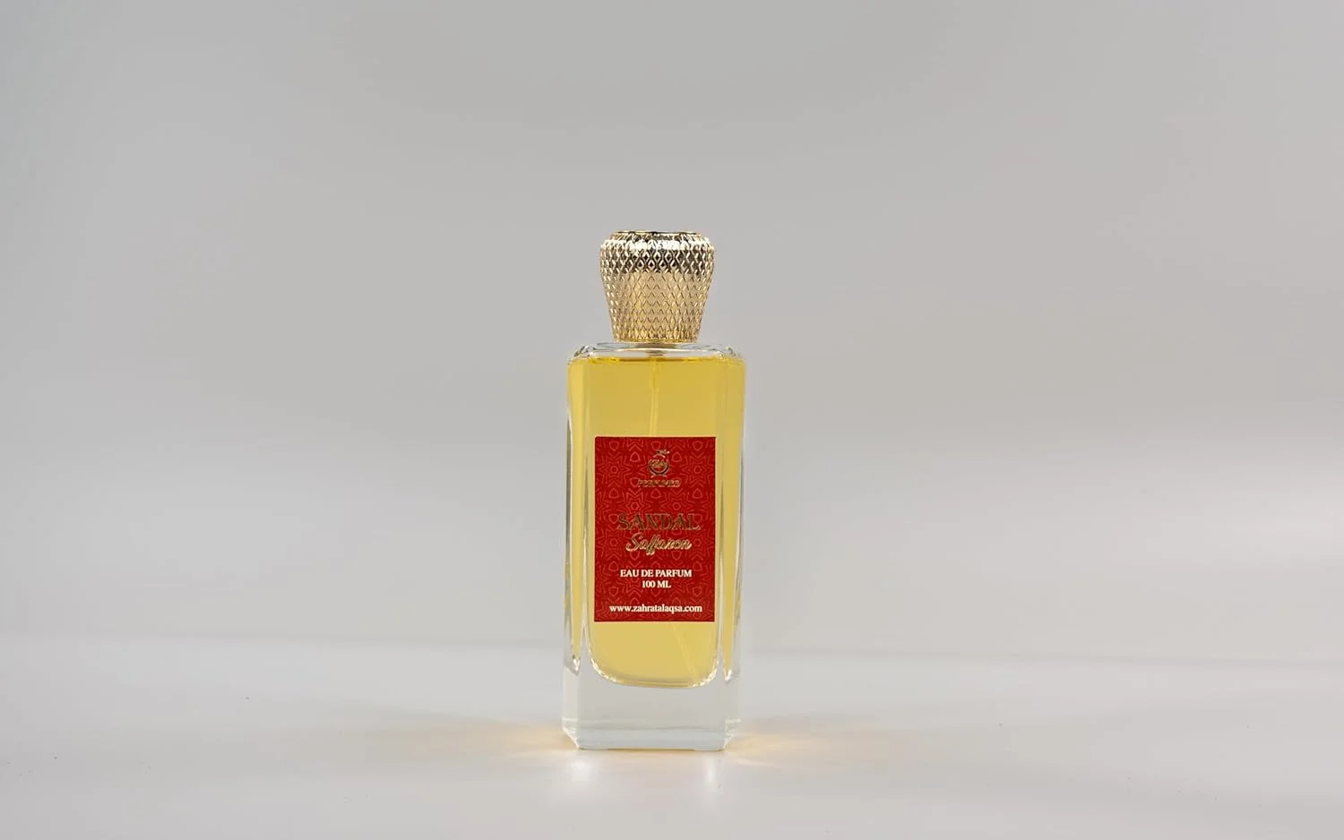 ادو پرفیوم صندل زعفران 100 میلی لیتر | رایحه چوبی و تند унисекс از زهرة الاقصی ادو پرفیوم صندل زعفران 100 میلی لیتر | رایحه چوبی و تند унисекс از زهرة الاقصی