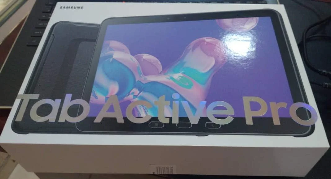 سامسونگ گلکسی تب اکتیو پرو 10.1 اینچ 64 گیگابایت/4 گیگابایت، 4G/LTE، مشکی - SM-T545 سامسونگ گلکسی تب اکتیو پرو 10.1 اینچ 64 گیگابایت/4 گیگابایت، 4G/LTE، مشکی - SM-T545