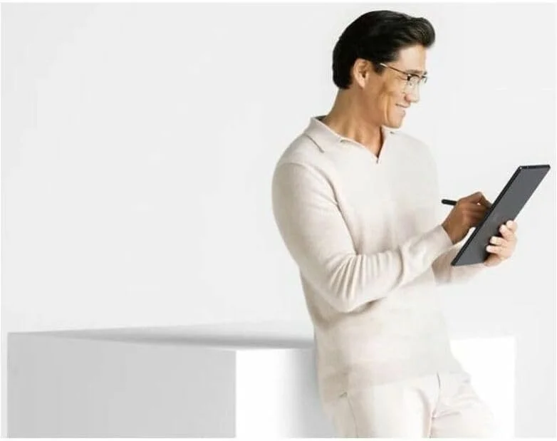 تبلت مایکروسافت Surface Pro 10 - 13 اینچ - 16 گیگابایت رم - 512 گیگابایت SSD - مشکی تبلت مایکروسافت Surface Pro 10 - 13 اینچ - 16 گیگابایت رم - 512 گیگابایت SSD - مشکی