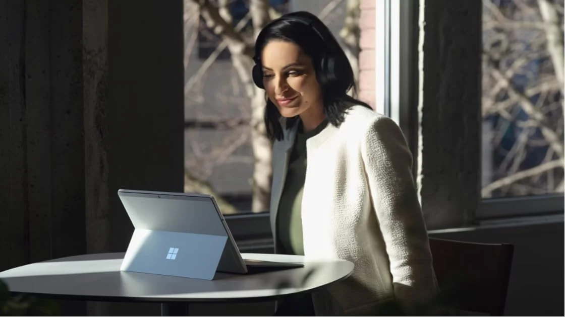 مایکروسافت سرفیس پرو 4 (256 گیگابایت، 8 گیگابایت رم، پردازنده Intel Core i7) (بازسازی شده) مایکروسافت سرفیس پرو 4 (256 گیگابایت، 8 گیگابایت رم، پردازنده Intel Core i7) (بازسازی شده)