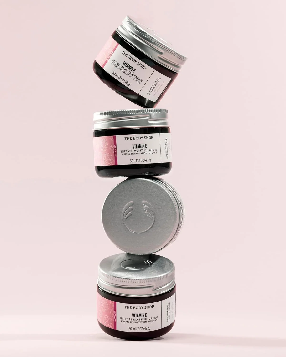 کرم مرطوب کننده قوی ویتامین ای 50 میلی لیتر کرم مرطوب کننده قوی ویتامین ای 50 میلی لیتر