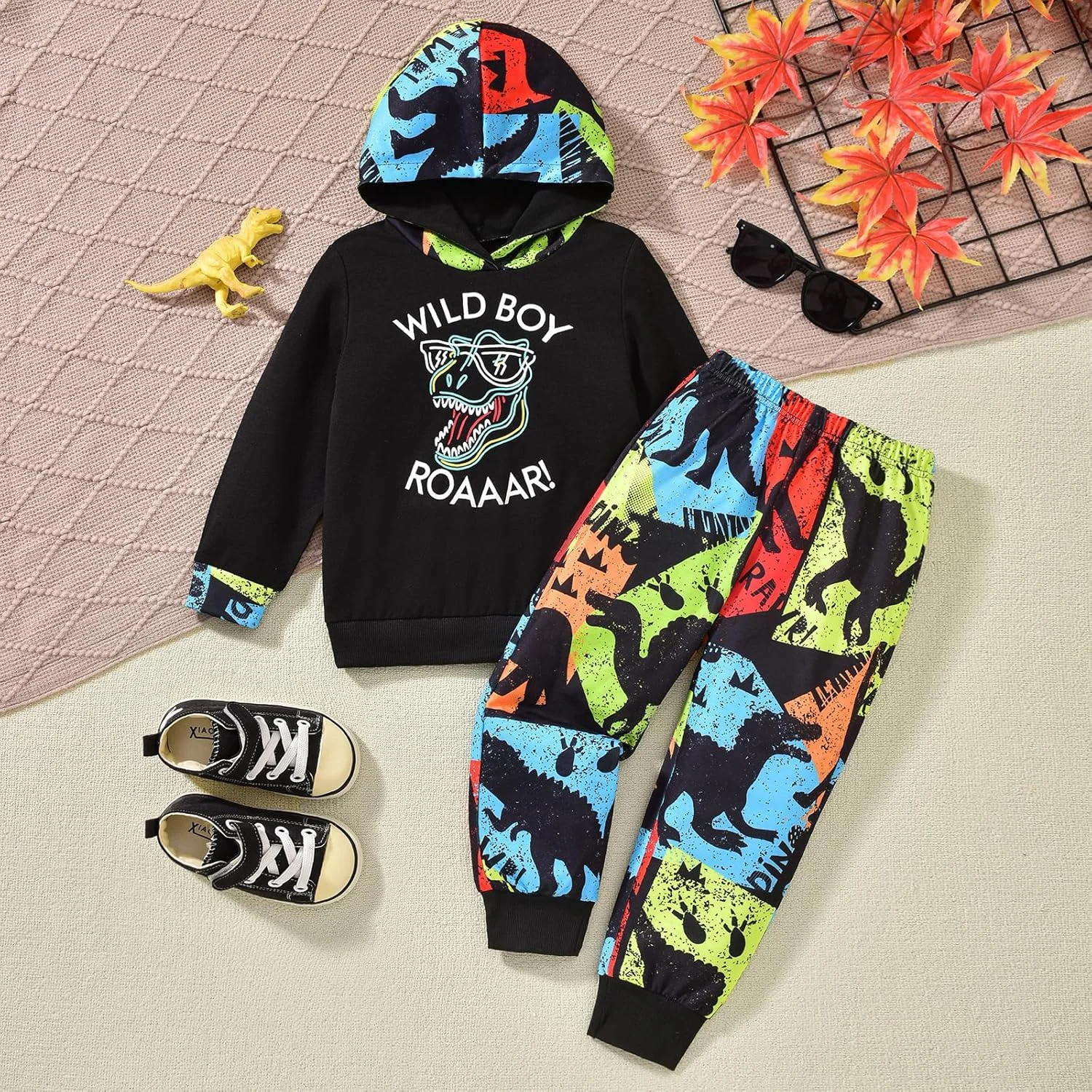 ست لباس پسرانه بچه گانه Adokioths، هودی آستین بلند طرح تایلندی + شلوار جاگر، مناسب فصل پاییز و زمستان ست لباس پسرانه بچه گانه Adokioths، هودی آستین بلند طرح تایلندی + شلوار جاگر، مناسب فصل پاییز و زمستان