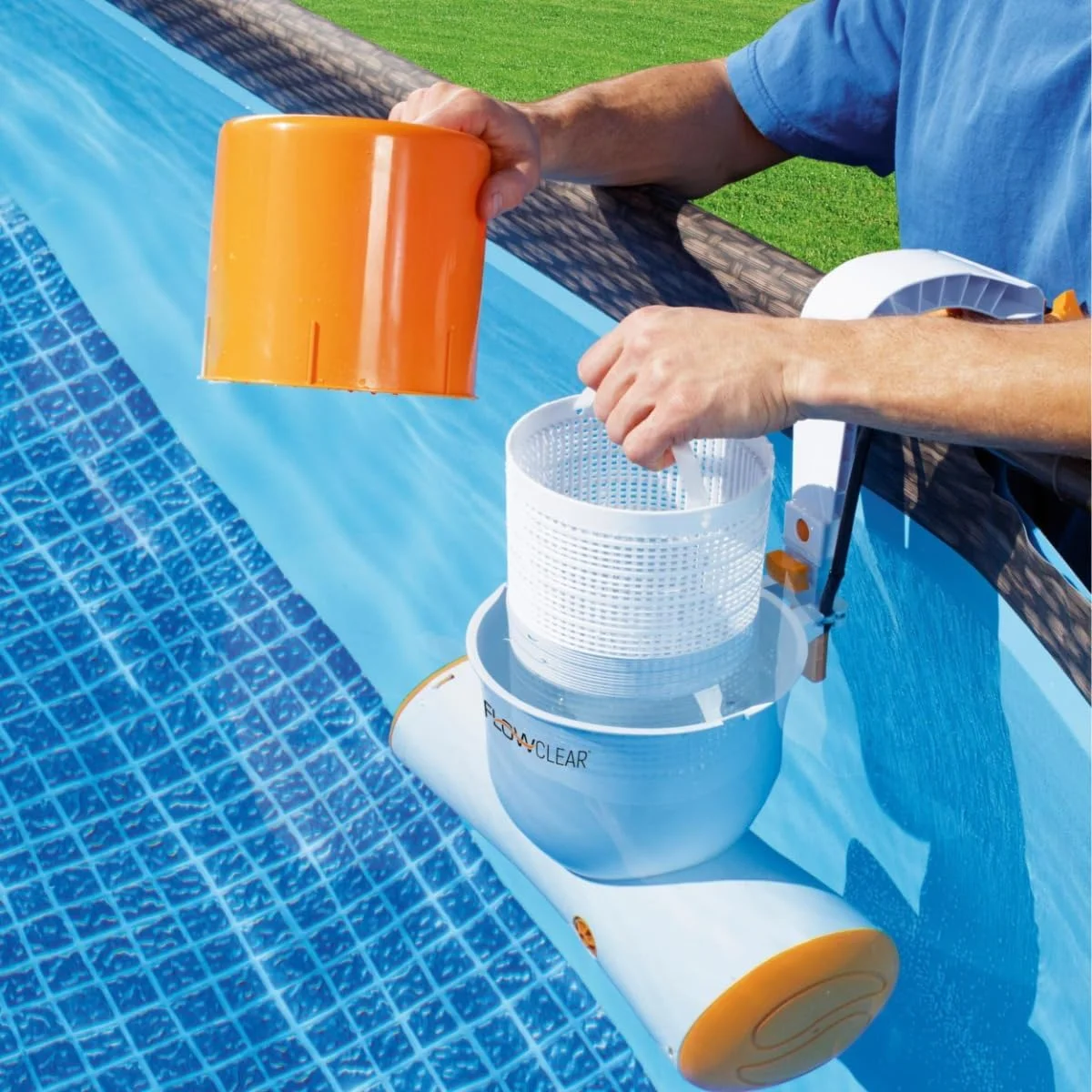 پمپ فیلتر اسکیماتیک بست وی 680 گالن، سفید/نارنجی، 58462-19، مدل Floorclear پمپ فیلتر اسکیماتیک بست وی 680 گالن، سفید/نارنجی، 58462-19، مدل Floorclear