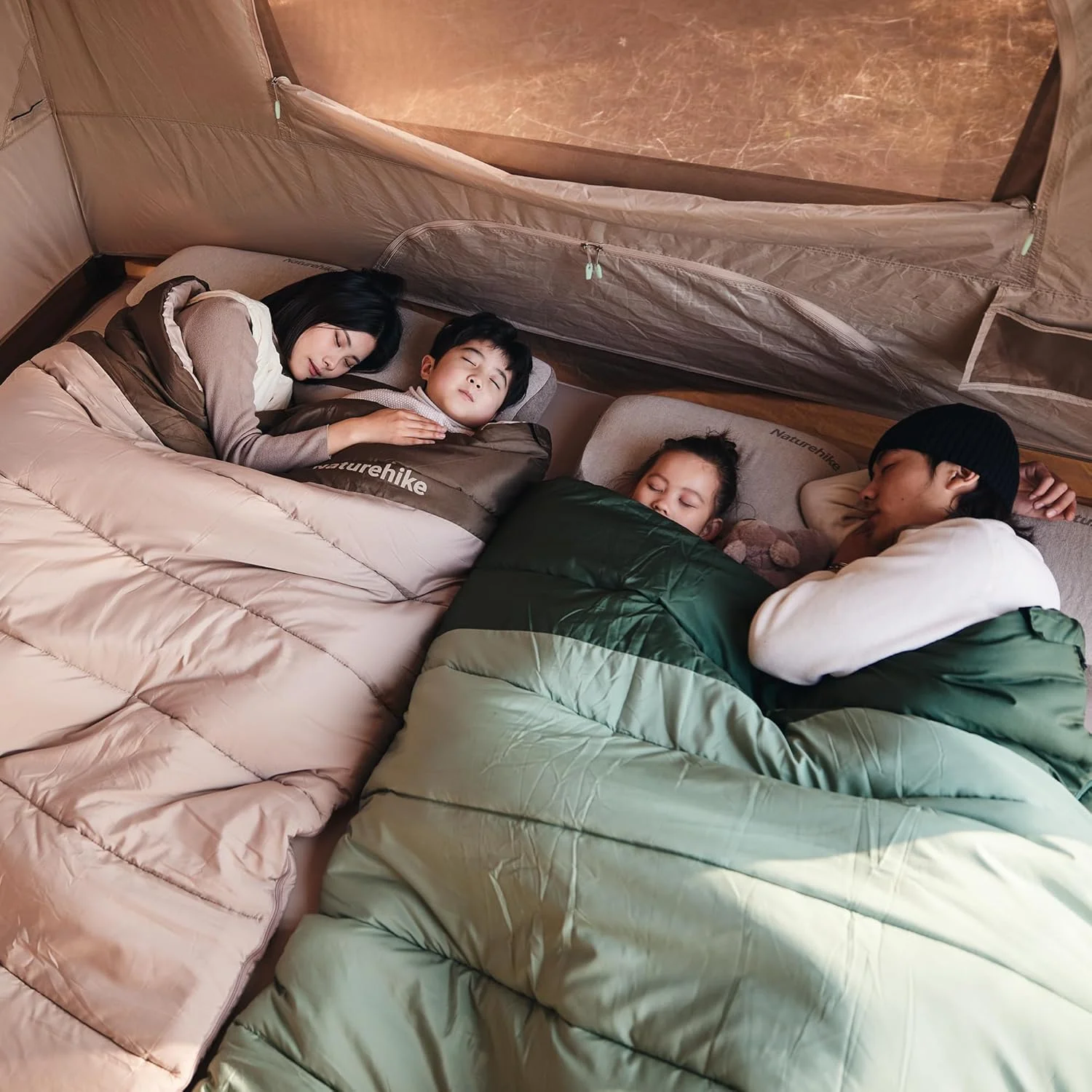 کیسه خواب پهن تر Naturehike YC کیسه خواب پتویی 2 نفره 3-4 فصل برای بزرگسالان کودکان گرم قابل شستشو کیسه خواب های نخی قابل حمل برای کمپینگ، مسافرت و فعالیت های فضای باز