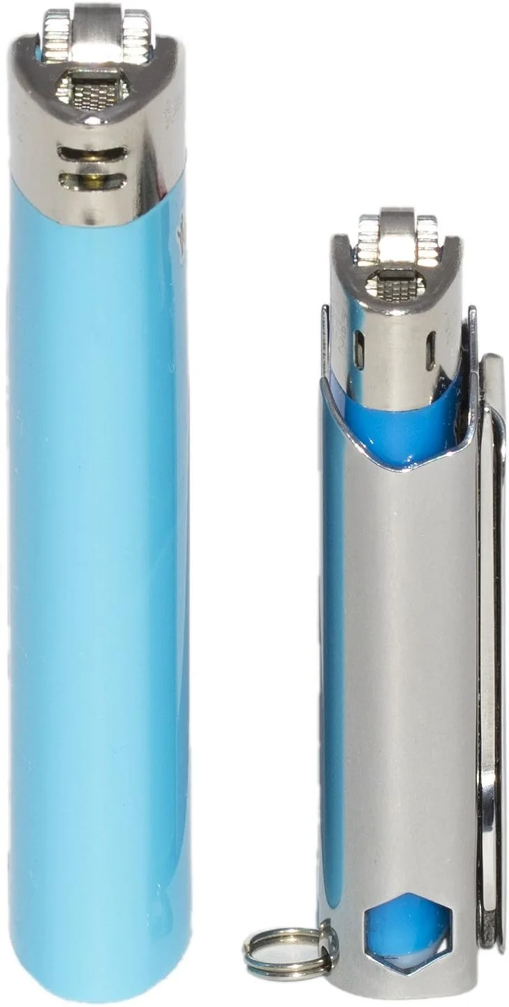 جلد فندک استیل ضد زنگ فوق فشرده LighterBro Micro - قاب فندک چند ابزاره با پوکر، پیچ گوشتی، چاقوی فوق العاده تیز، درب بازکن بطری، جاکلیدی - ابزار بقا، 2.1"x0.8"x0.5" (نقره ای، 1 بسته)