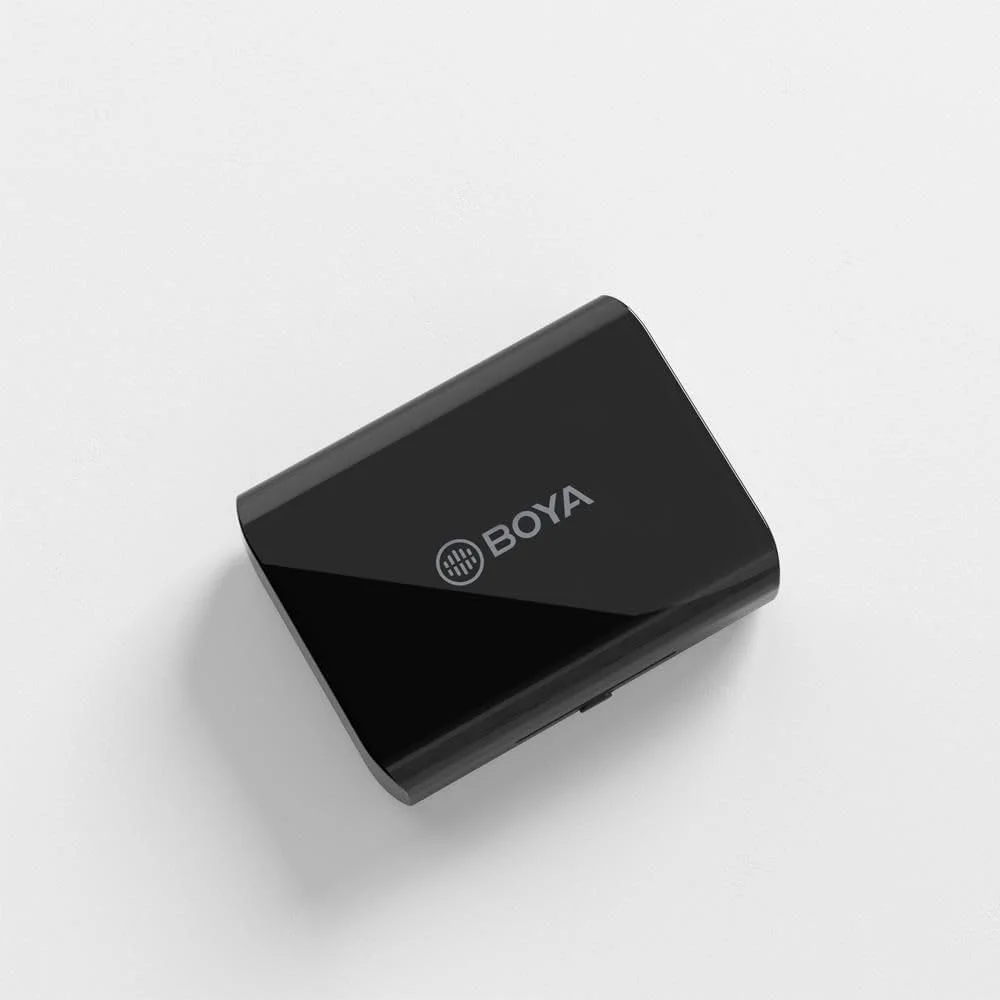 میکروفون بیسیم دو کاناله 2.4 گیگاهرتزی Boya BY-XM6-K2 به همراه جعبه شارژ 1+2 میکروفون بیسیم دو کاناله 2.4 گیگاهرتزی Boya BY-XM6-K2 به همراه جعبه شارژ 1+2