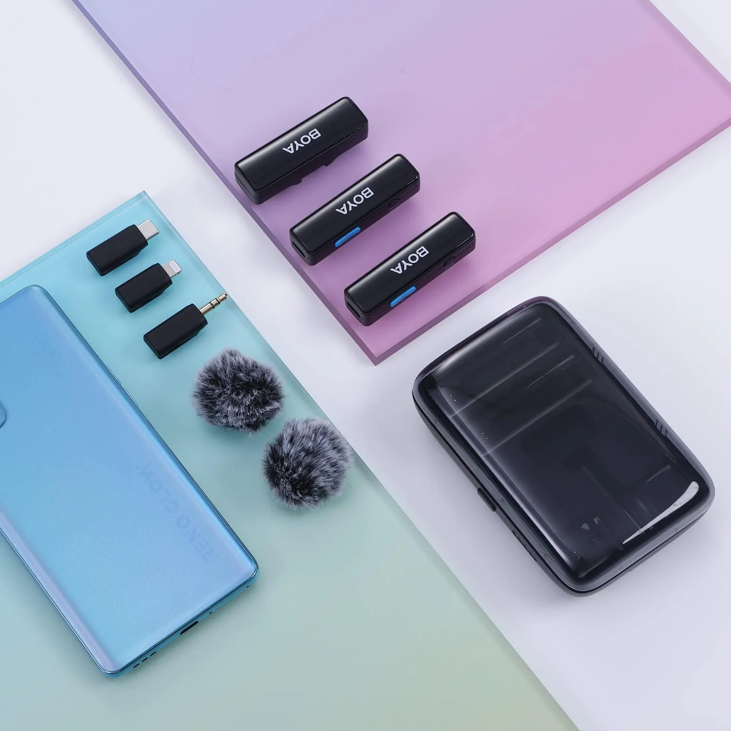 سیستم میکروفون بی سیم BOYALINK با ورودی های 3.5 میلی متری، لایتنینگ و USB-C برای آیفون، تلفن های هوشمند اندروید/دوربین DSLR سیستم میکروفون بی سیم BOYALINK با ورودی های 3.5 میلی متری، لایتنینگ و USB-C برای آیفون، تلفن های هوشمند اندروید/دوربین DSLR