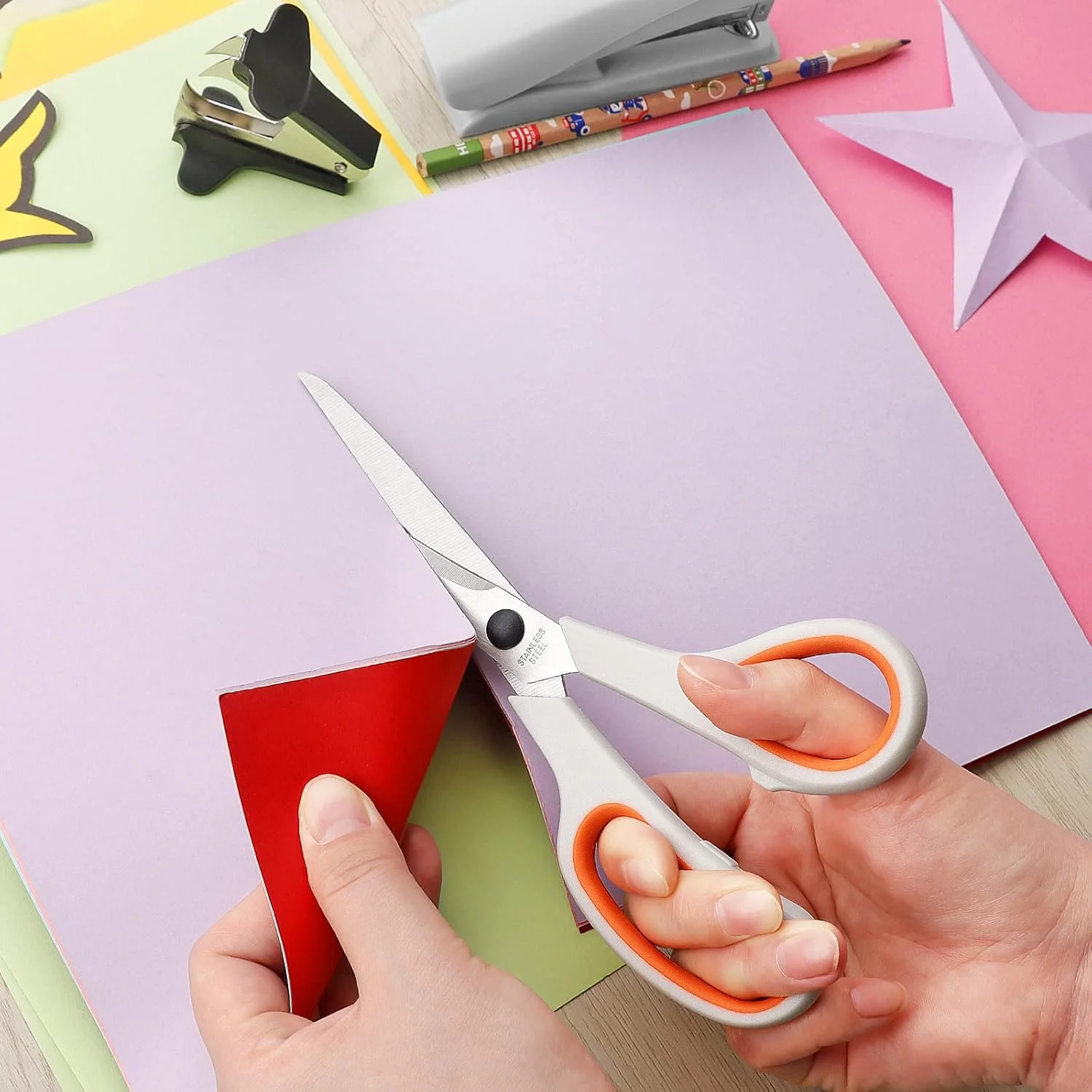 ست لوازم اداری آسدیرن، مجموعه لوازم جانبی میز کار، شامل 2 قیچی، 1 منگنه، 1000 عدد سوزن منگنه 26/6، 1 سوزن کش، 1 دستگاه چسب نواری و 1 چسب نواری، شرکای اداری عالی ست لوازم اداری آسدیرن، مجموعه لوازم جانبی میز کار، شامل 2 قیچی، 1 منگنه، 1000 عدد سوزن منگنه 26/6، 1 سوزن کش، 1 دستگاه چسب نواری و 1 چسب نواری، شرکای اداری عالی