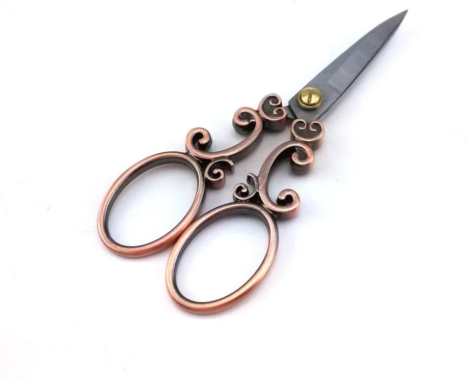 یوئتون (مسی) - قیچی گلدوزی سوزن دوزی به سبک اروپایی قدیمی (مسی) یوئتون (مسی) - قیچی گلدوزی سوزن دوزی به سبک اروپایی قدیمی (مسی)