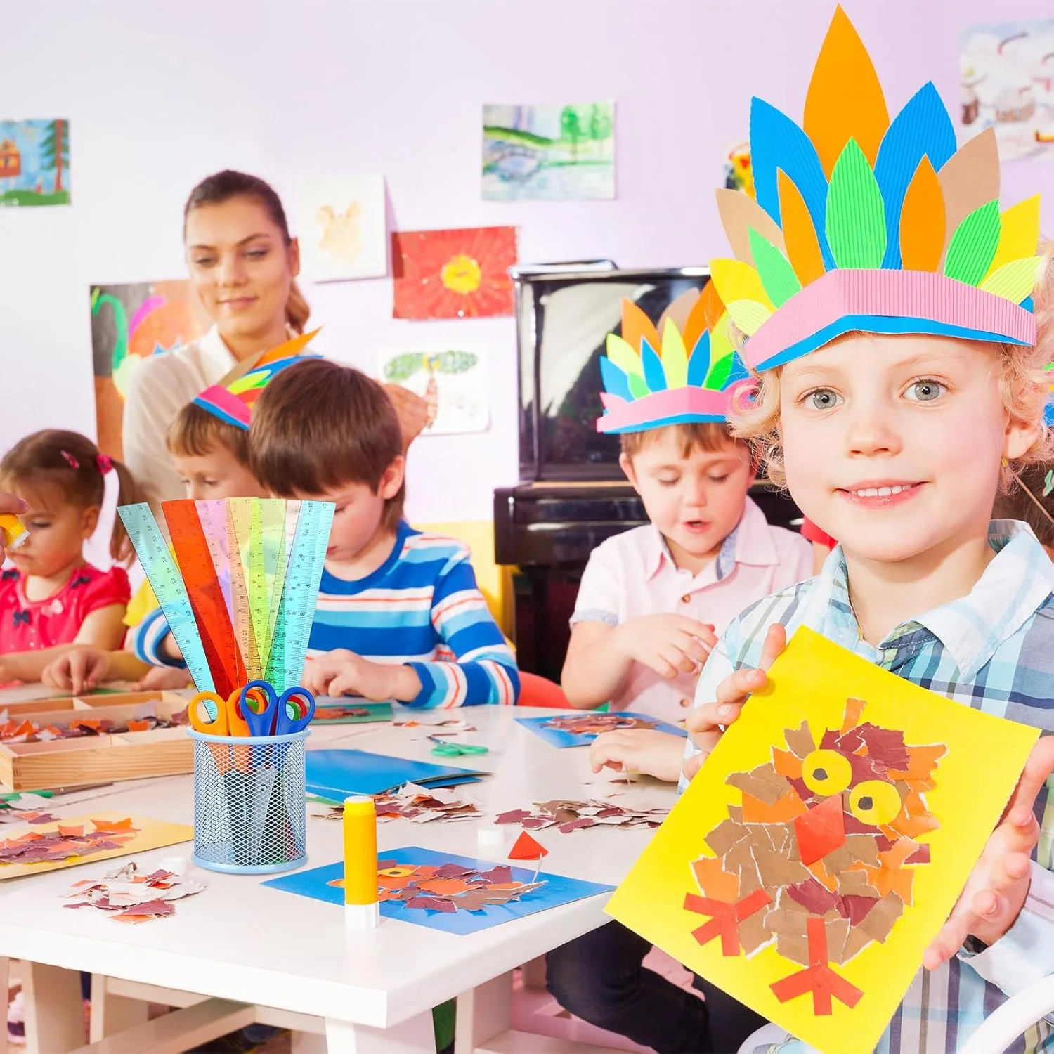 بسته لوازم التحریر مدرسه زونون 60 عددی شامل 30 عدد قیچی دانش آموزی ایمن با نوک گرد و 30 عدد خط کش پلاستیکی 30 سانتی متری، کیت لوازم مدرسه برای کلاس درس، مدرسه و اداره (چند رنگ) بسته لوازم التحریر مدرسه زونون 60 عددی شامل 30 عدد قیچی دانش آموزی ایمن با نوک گرد و 30 عدد خط کش پلاستیکی 30 سانتی متری، کیت لوازم مدرسه برای کلاس درس، مدرسه و اداره (چند رنگ)