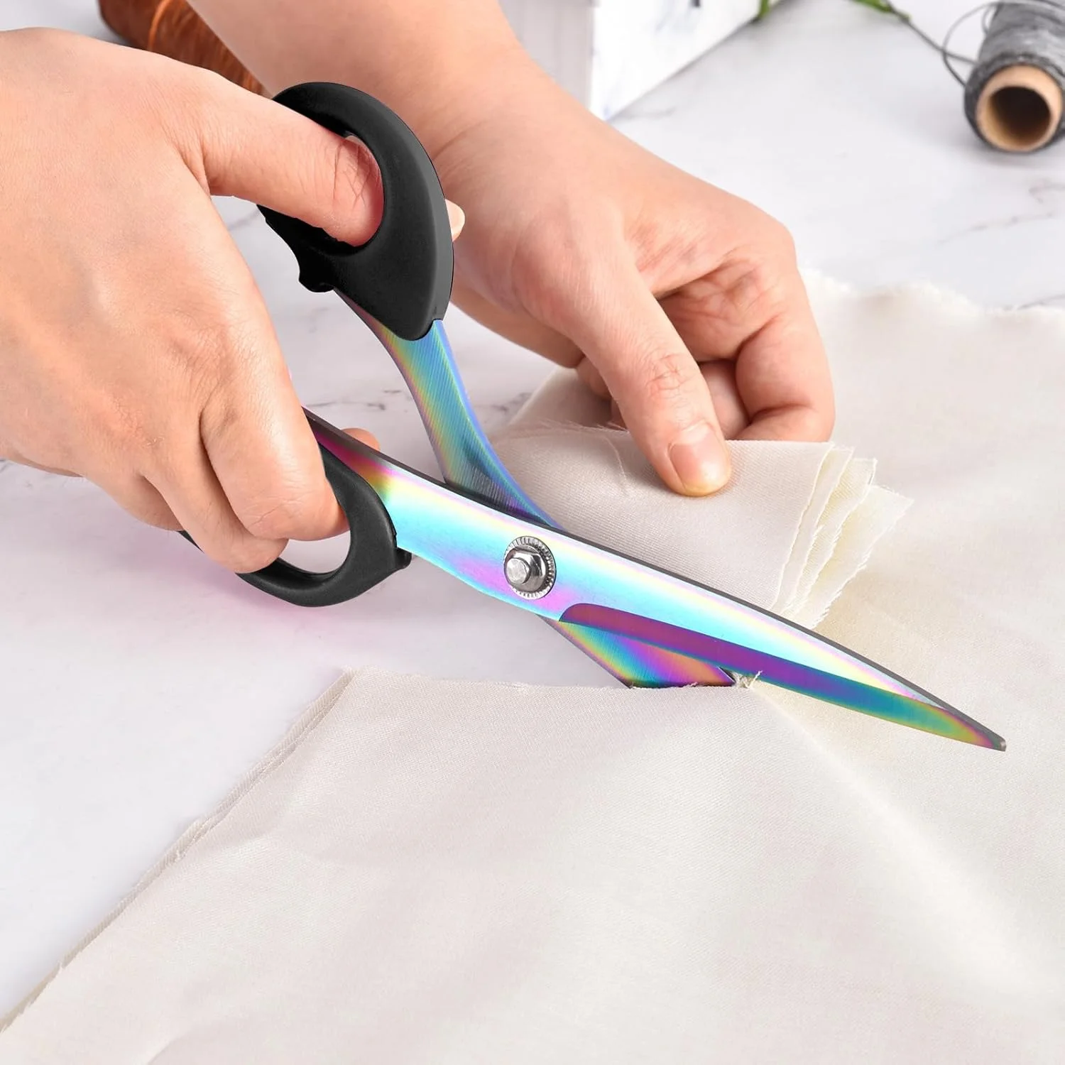 قیچی پارچه زیکولو با روکش تیتانیوم (مشکی، 8 اینچ) قیچی پارچه زیکولو با روکش تیتانیوم (مشکی، 8 اینچ)