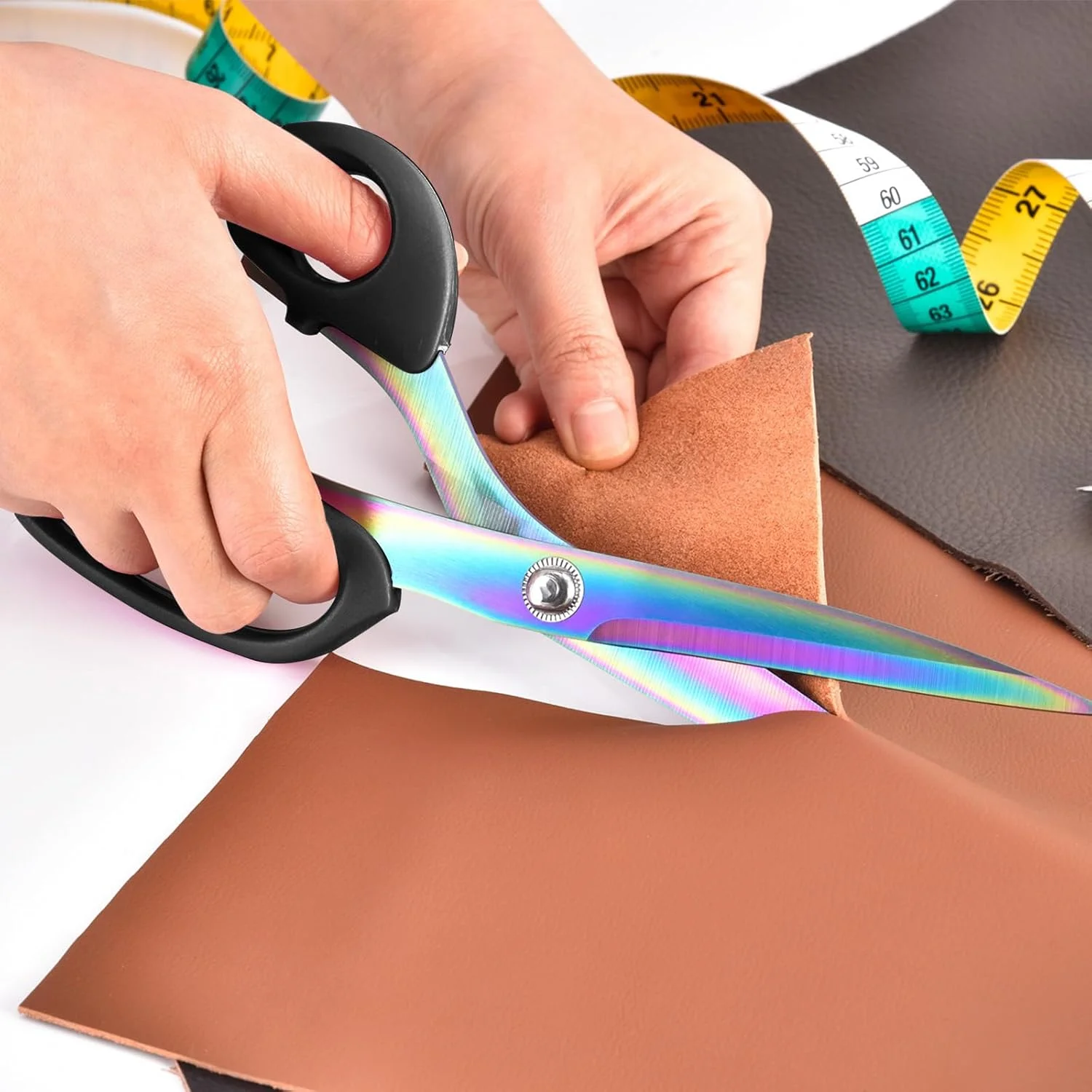 قیچی پارچه زیکولو با روکش تیتانیوم (مشکی، 8 اینچ) قیچی پارچه زیکولو با روکش تیتانیوم (مشکی، 8 اینچ)