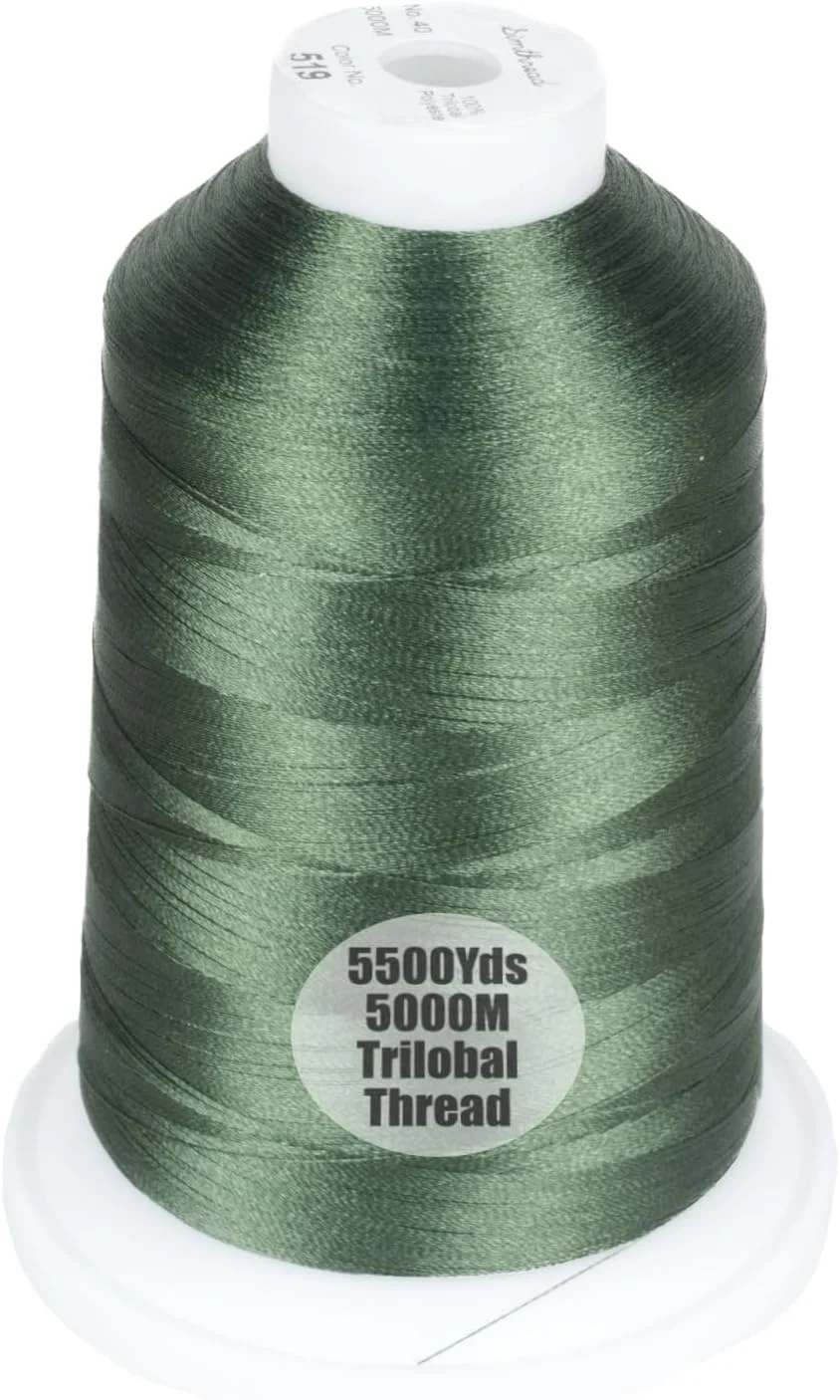 نخ پلی استر سه لایه Simthread - 5000 متر (5500 یارد) شماره 40 - فوق العاده براق، بدون گره - دارای قفل نخ داخلی - سازگار با Brother، Singer، Janome و غیره، سبز-519